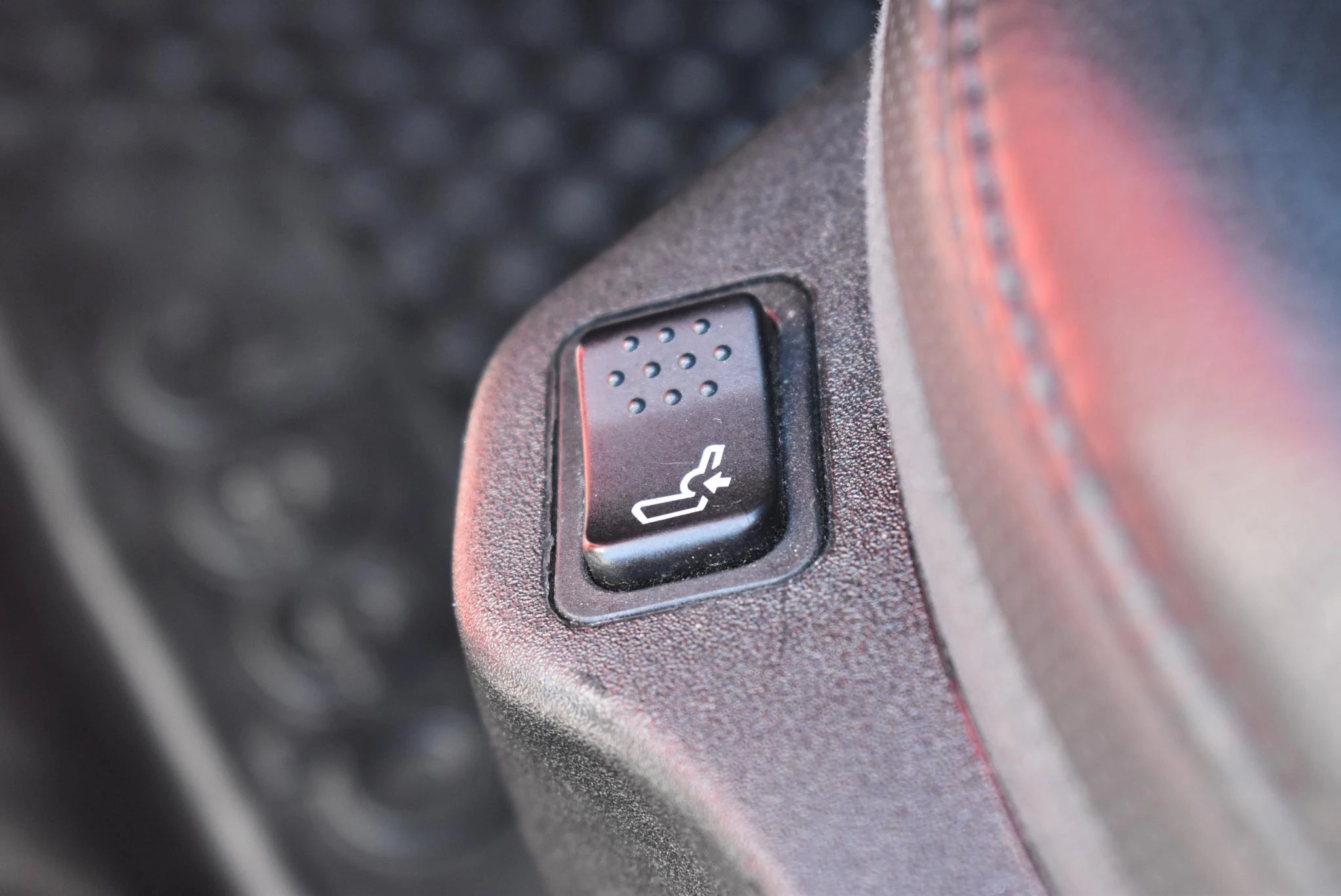 Jeep-Renegade-image-17