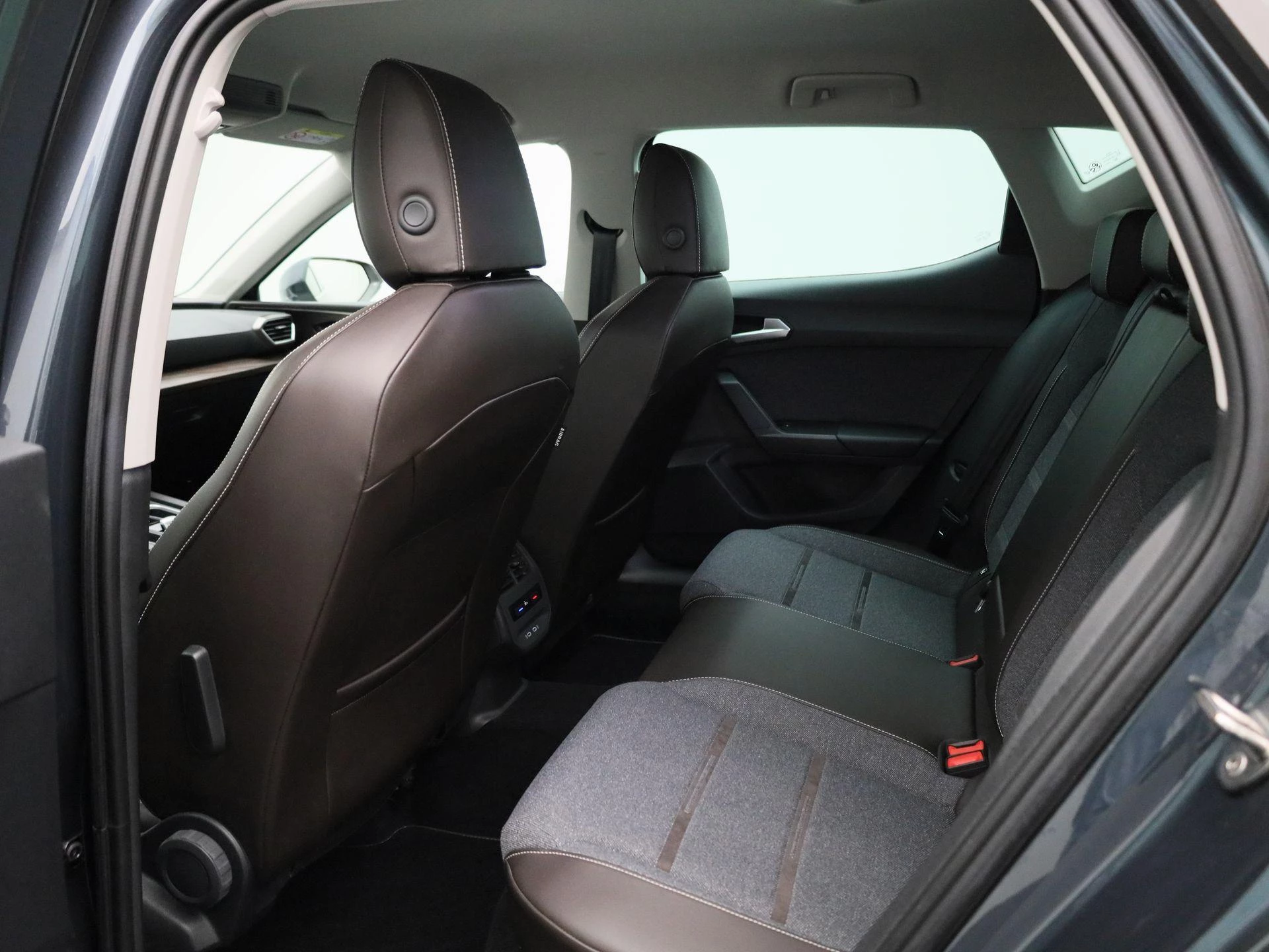 SEAT-Leon-image-9
