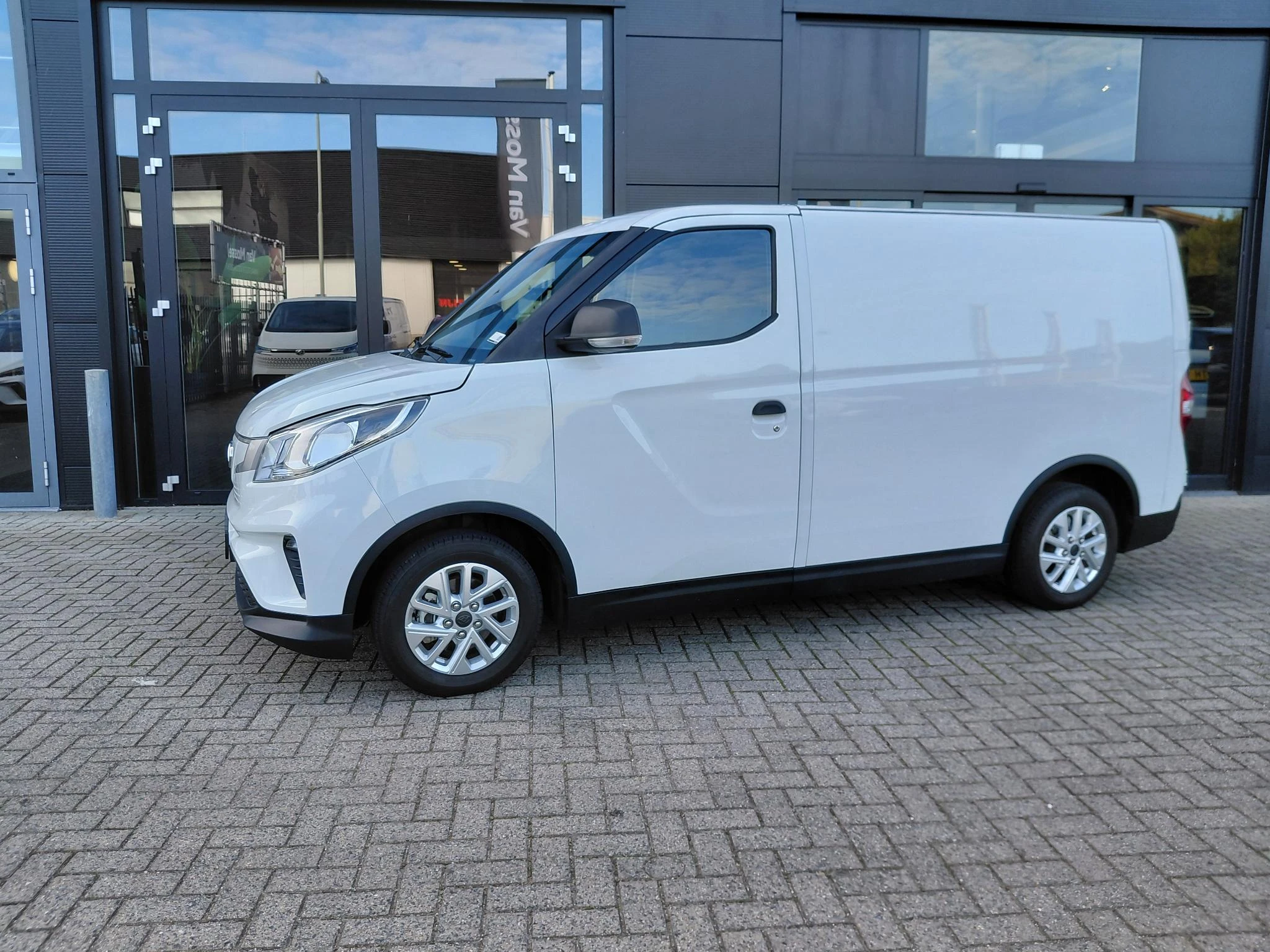 Maxus-eDeliver3-image-1
