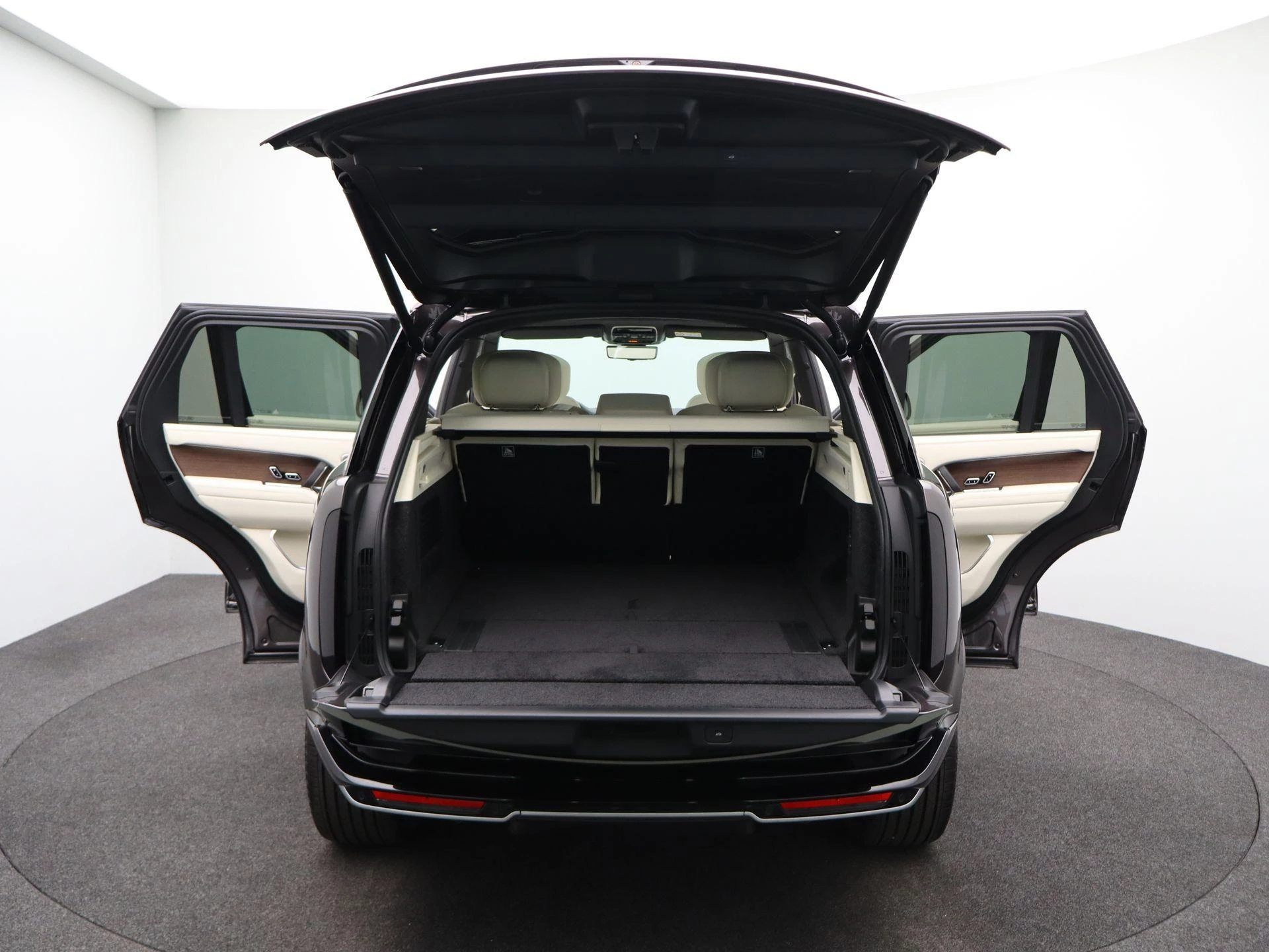 Land Rover Range Rover 3.0 P550e Autobiography PHEV
