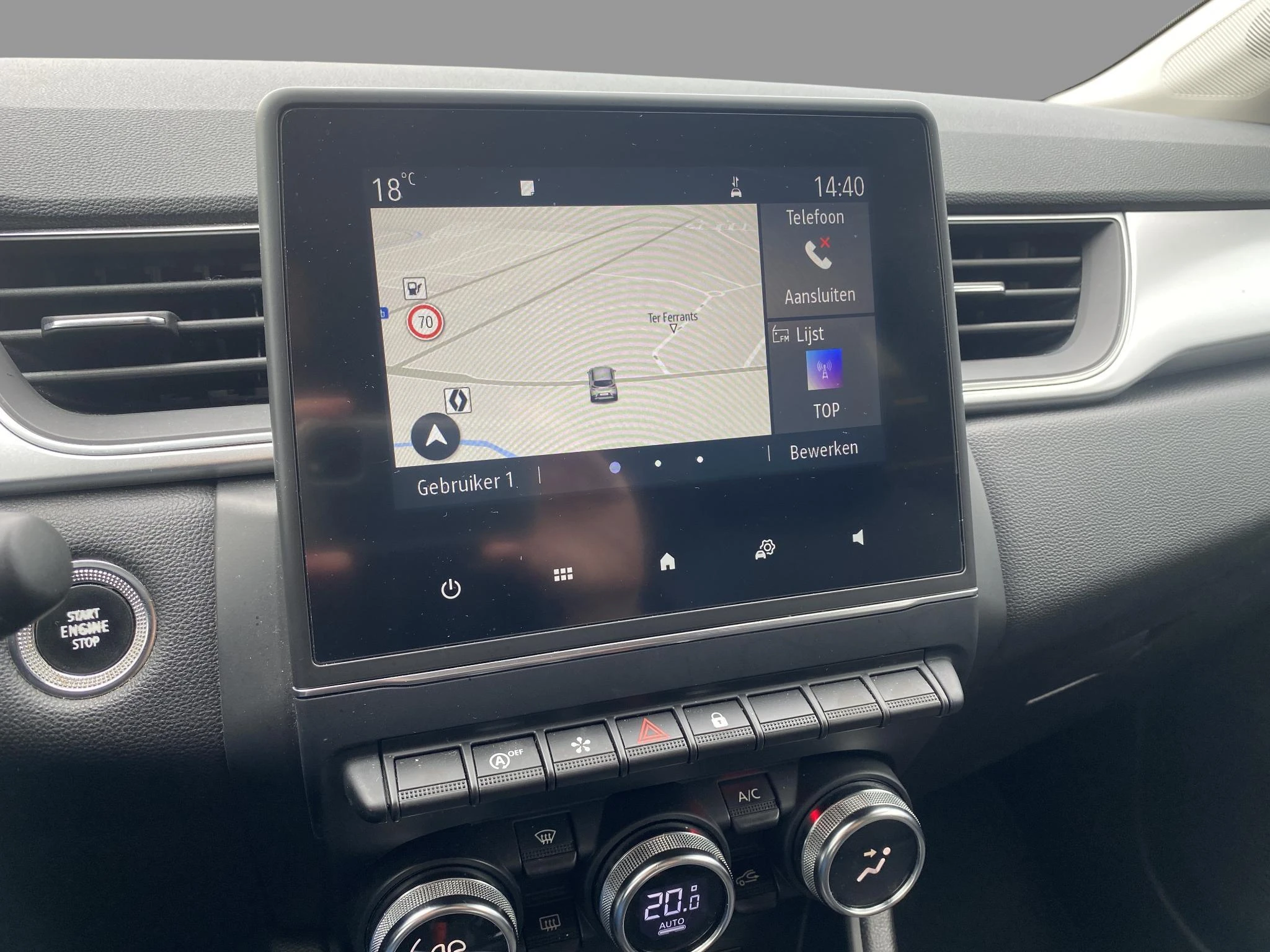 Renault-Captur-image-8