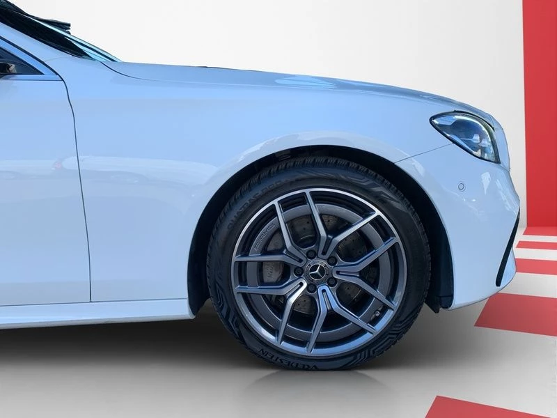 Mercedes-Benz E-Klasse 200 T AMG LINE SHZ PDC AHK TOTW LED KEYFREE AMG LineW214 E 200 T AMG LINE SHZ PDC AHK TOTW LED KEYFREE AMG Line