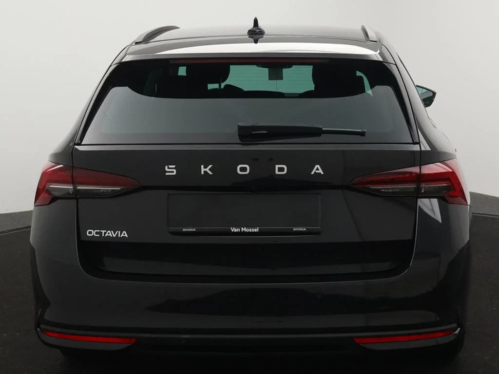 Škoda-Octavia-image-3