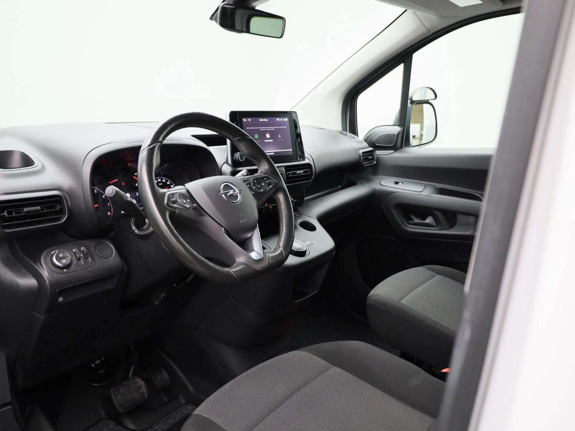 Opel-Combo-image-33