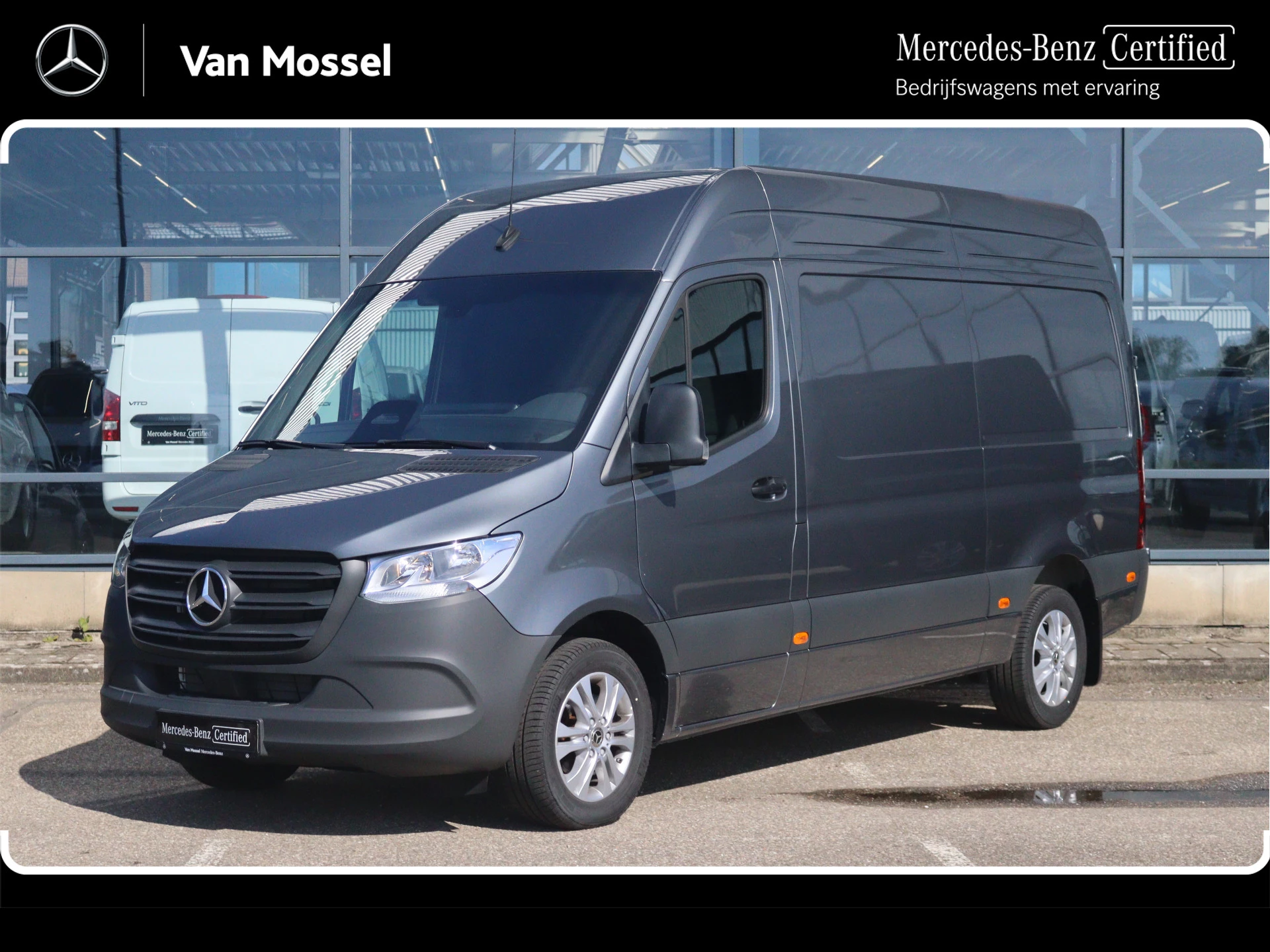 Mercedes-Benz-Sprinter-image-0