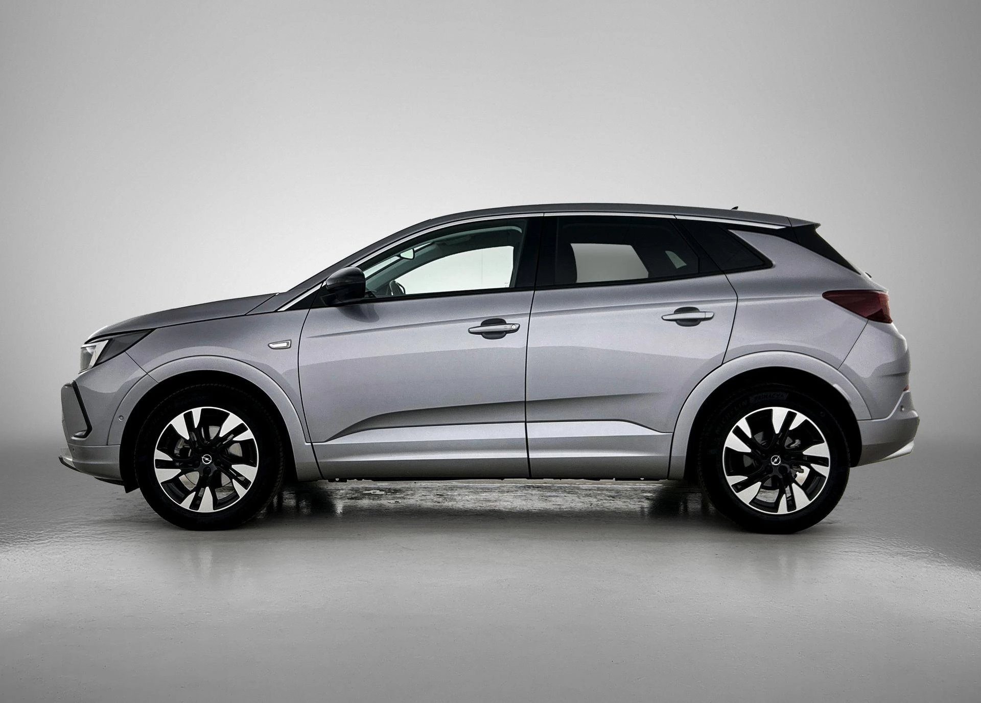 Opel-Grandland-image-1
