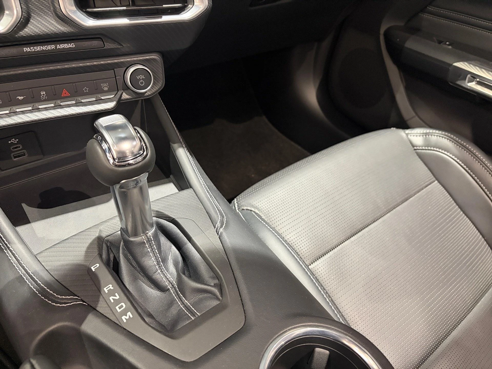 Ford-Mustang-image-5