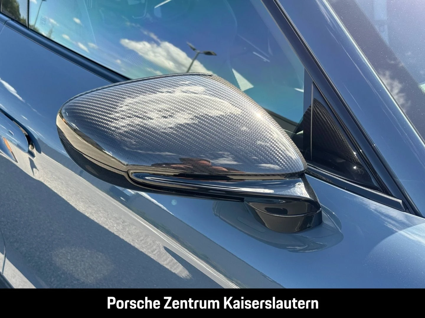 Porsche-Taycan-image-17