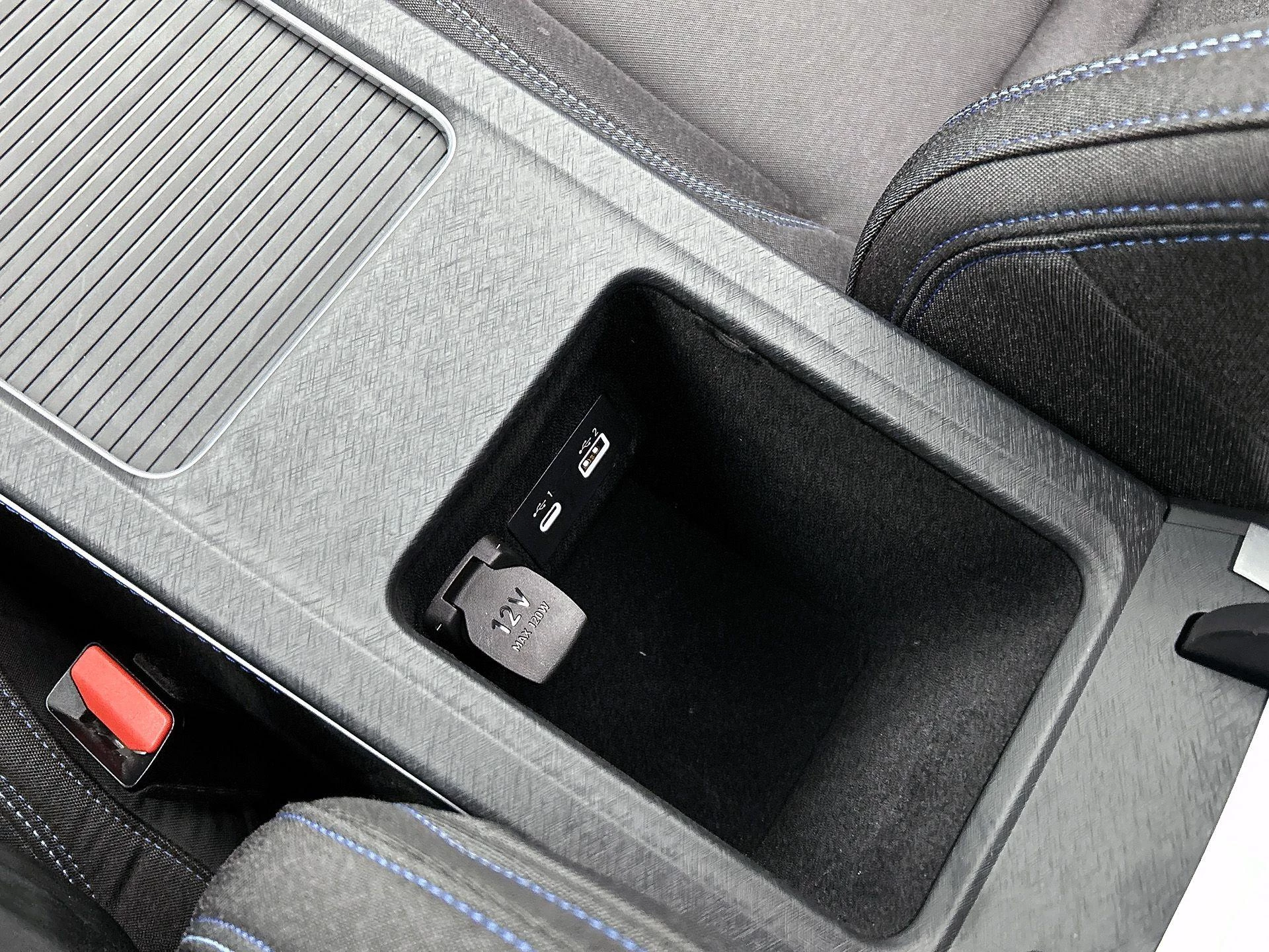 Lynk & Co-01-image-39