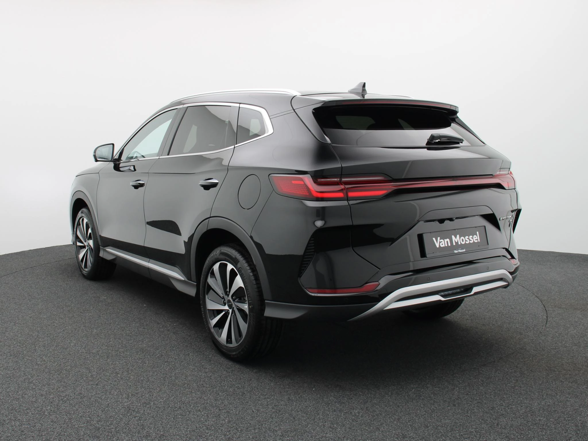 BYD SEAL U DM-i PHEV Boost