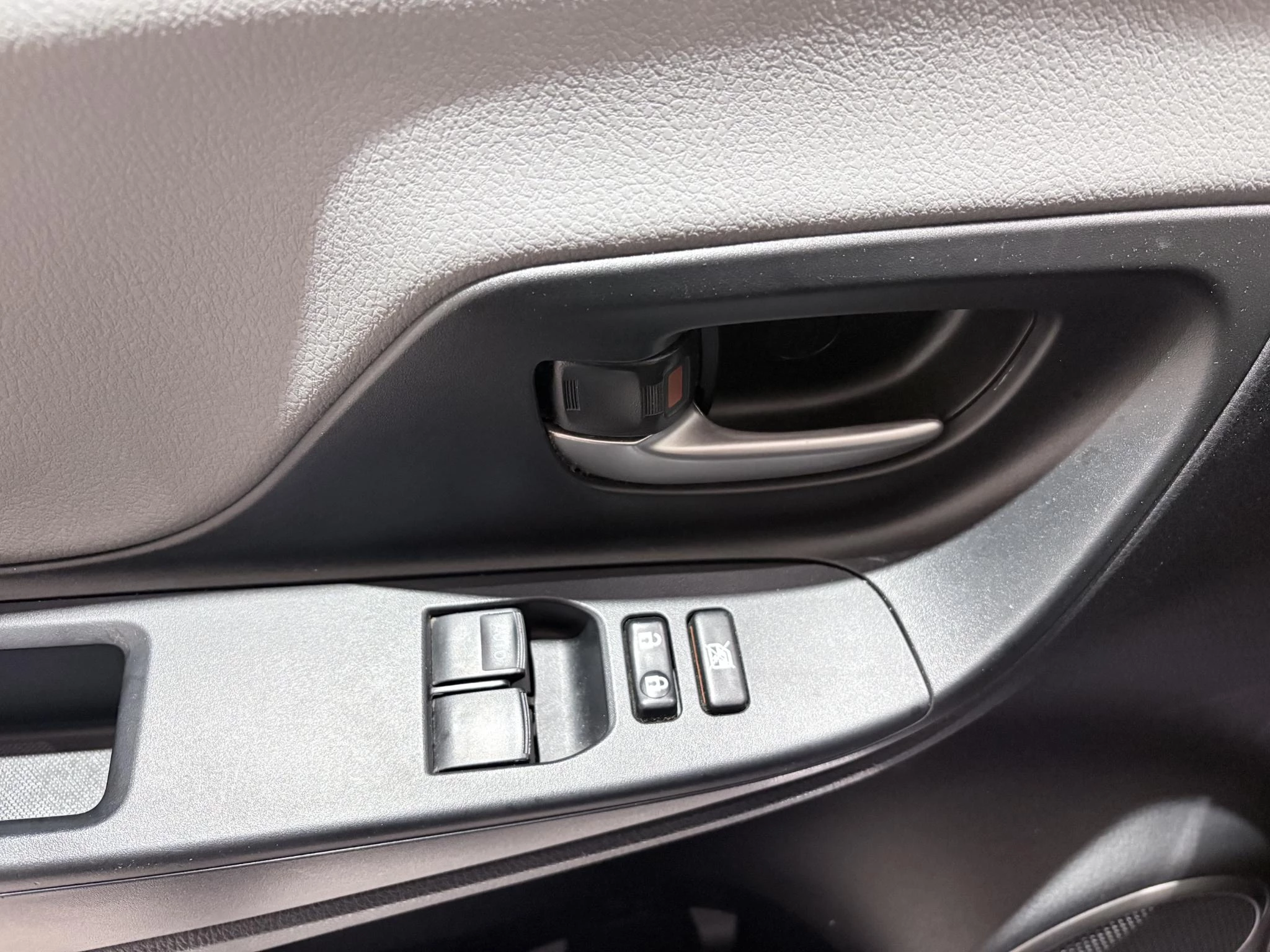 Toyota-Yaris-image-11