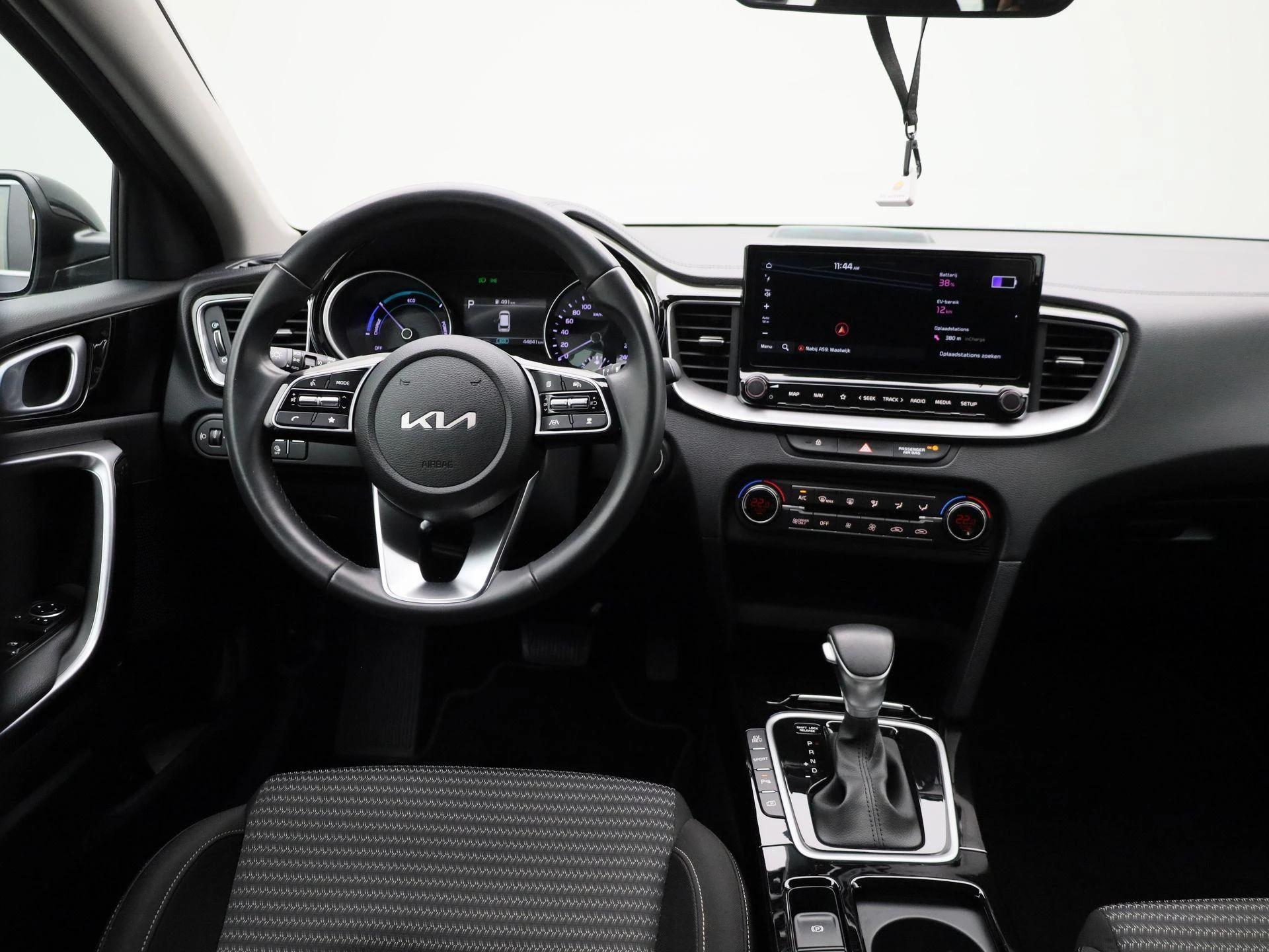 Kia-Ceed Sportswagon-image-8