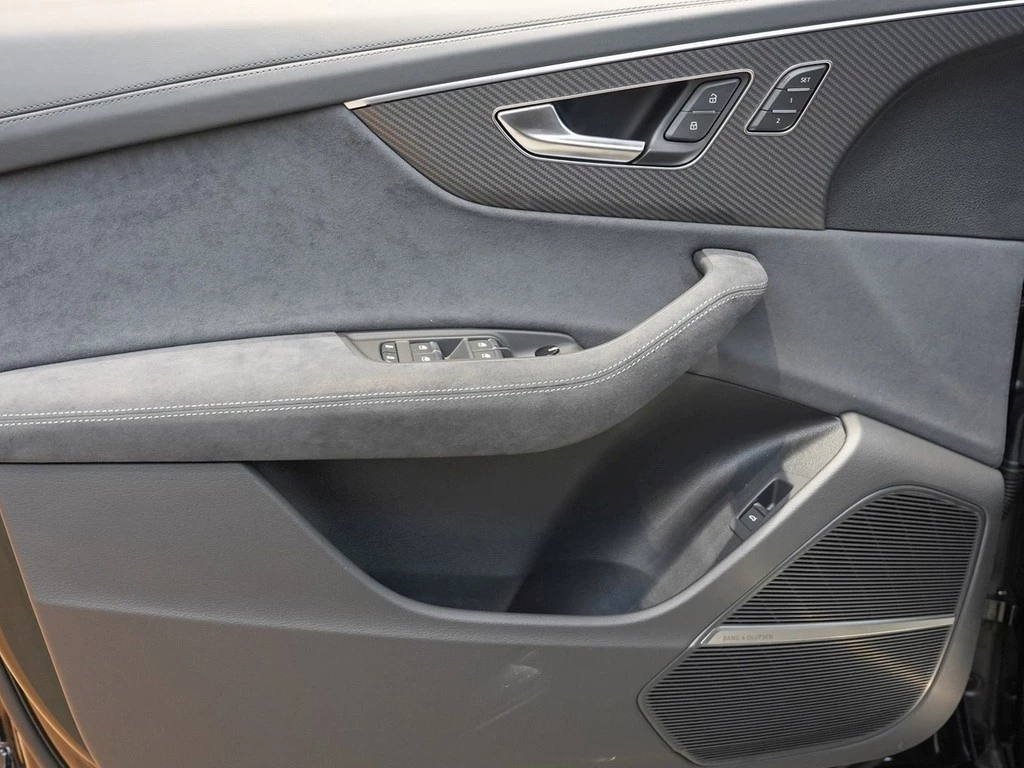 Audi RSQ8 performance 4.0 TFSI quattro