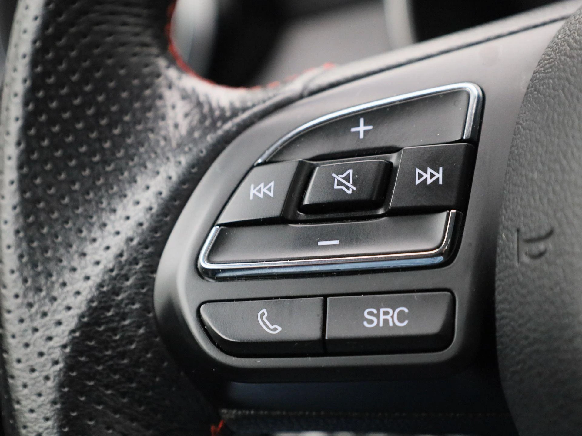 MG-ZS-image-16