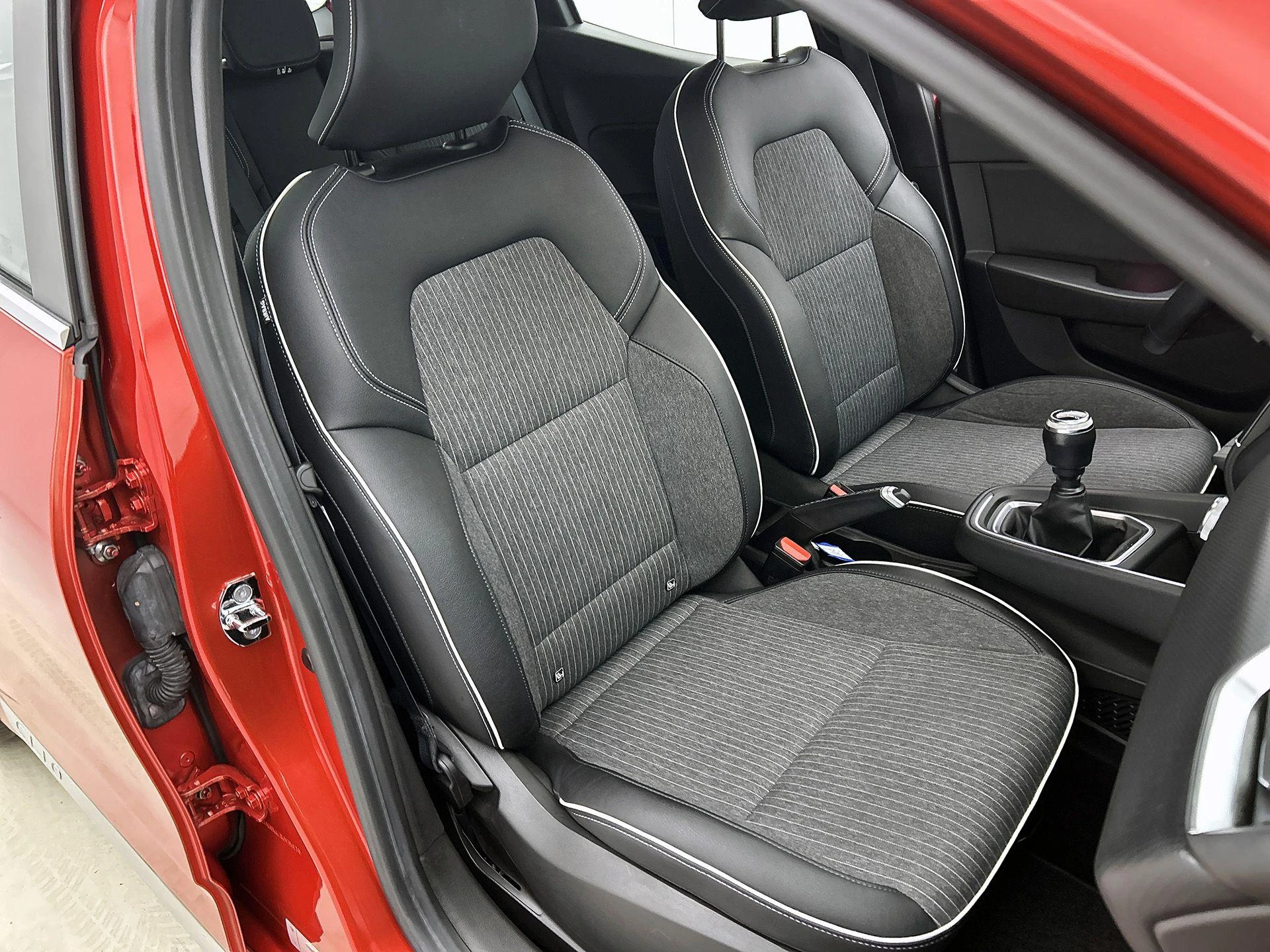 Renault-Clio-image-43