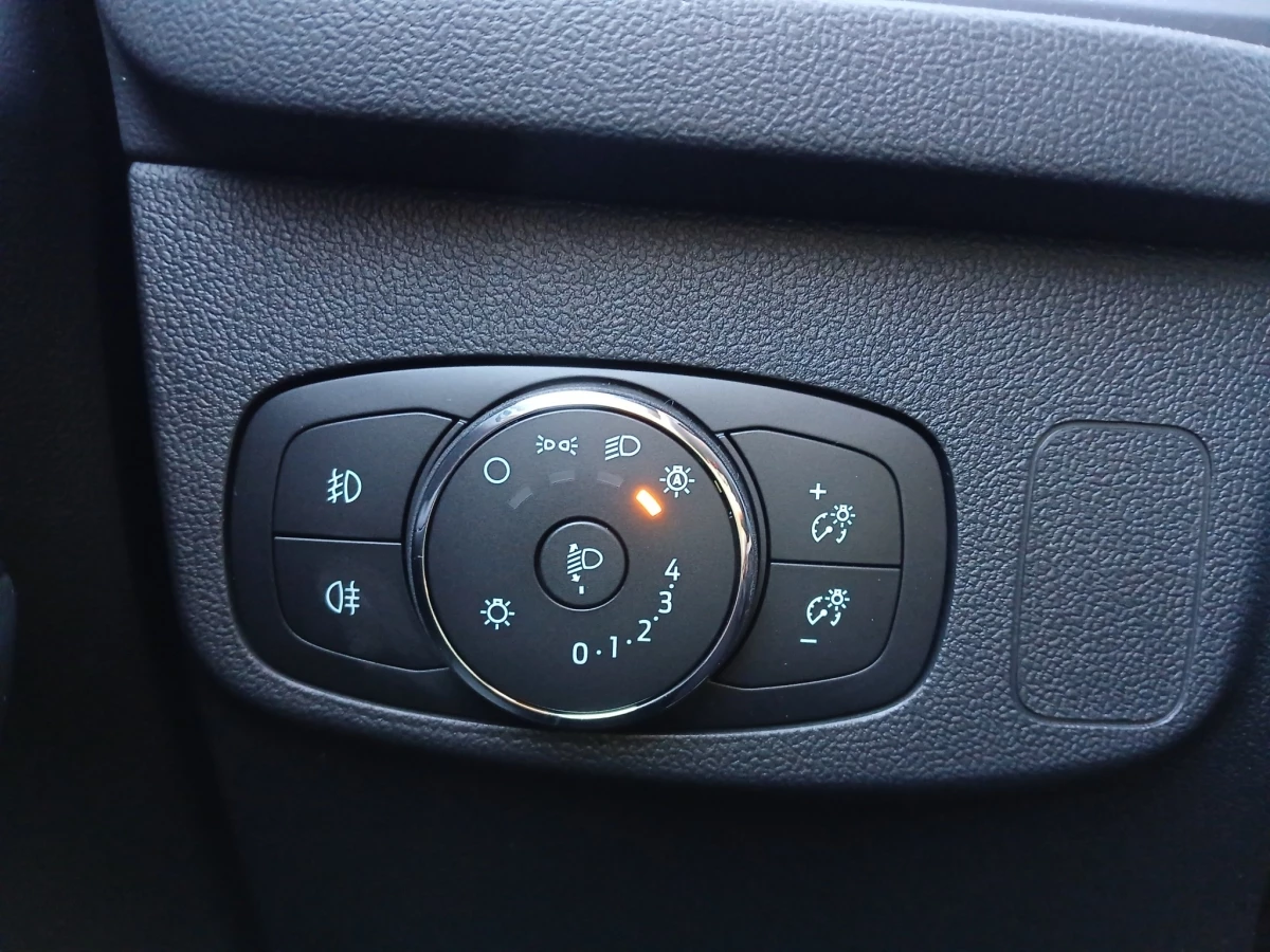 Ford Focus ST-Line X Turnier | HUD | LED | NAV | ACC | KAM | TWA | WI-PKT | PDC