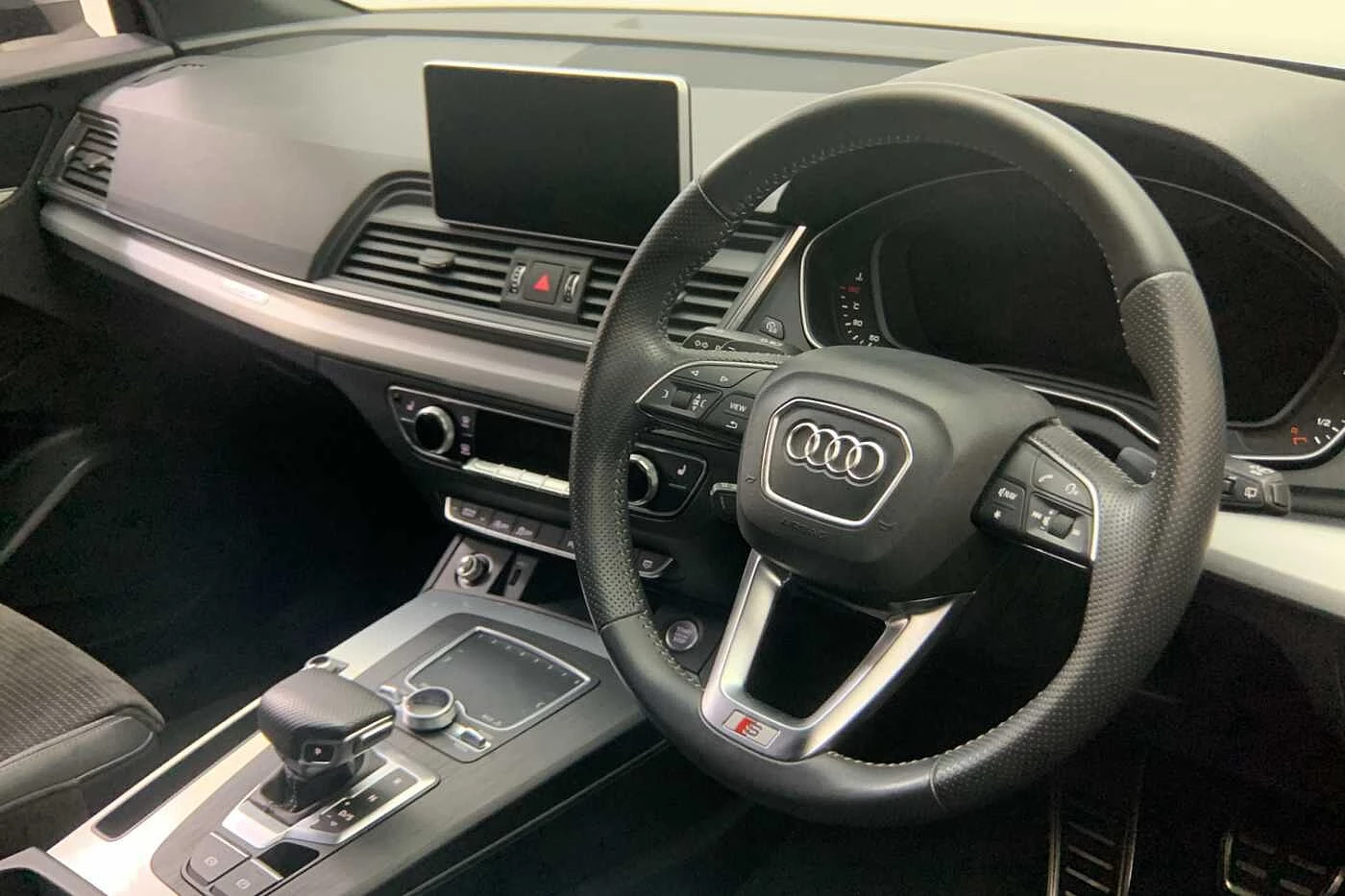 Audi-Q5-image-5