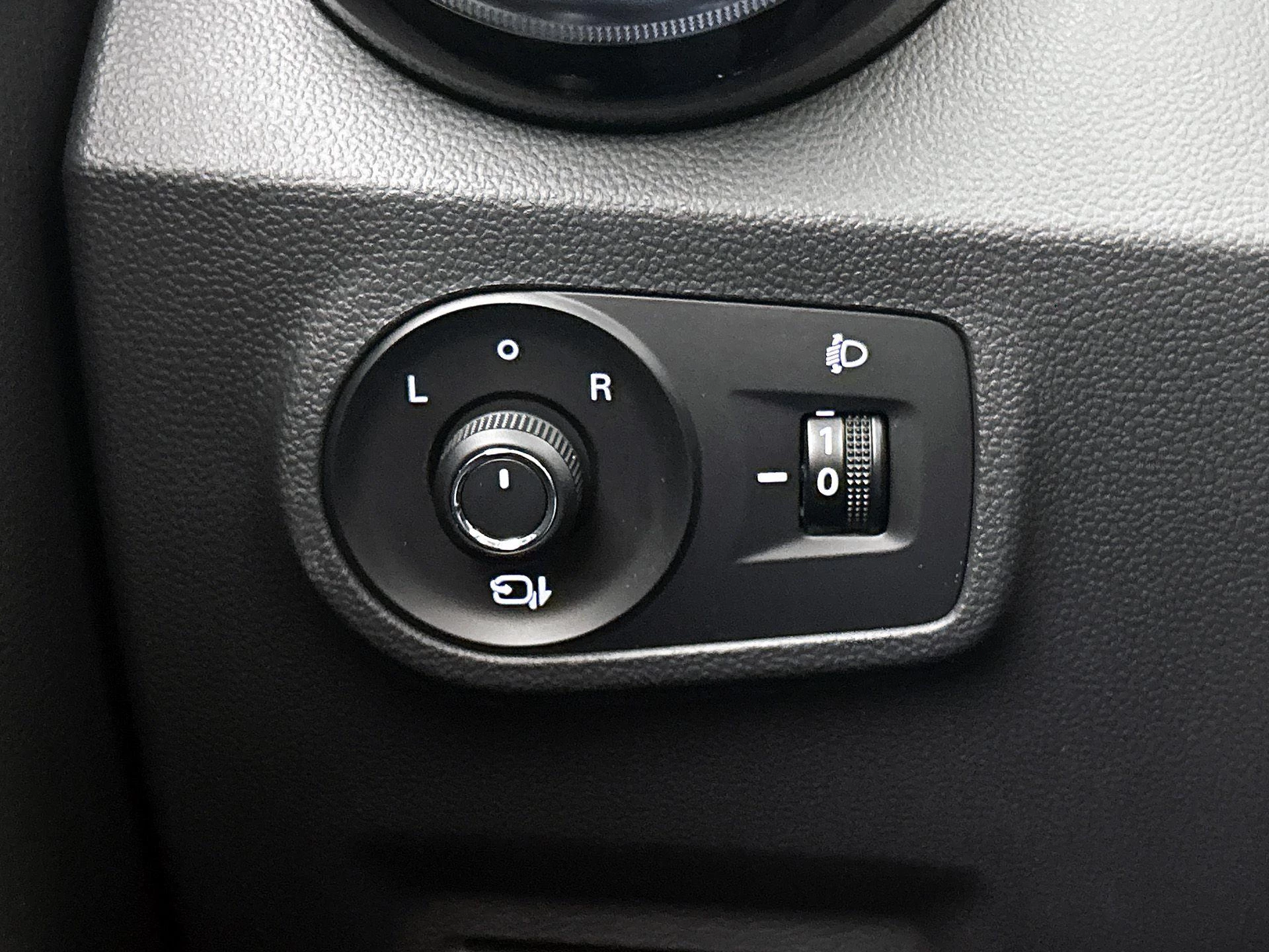 MG ZS EV Luxury 45 kWh