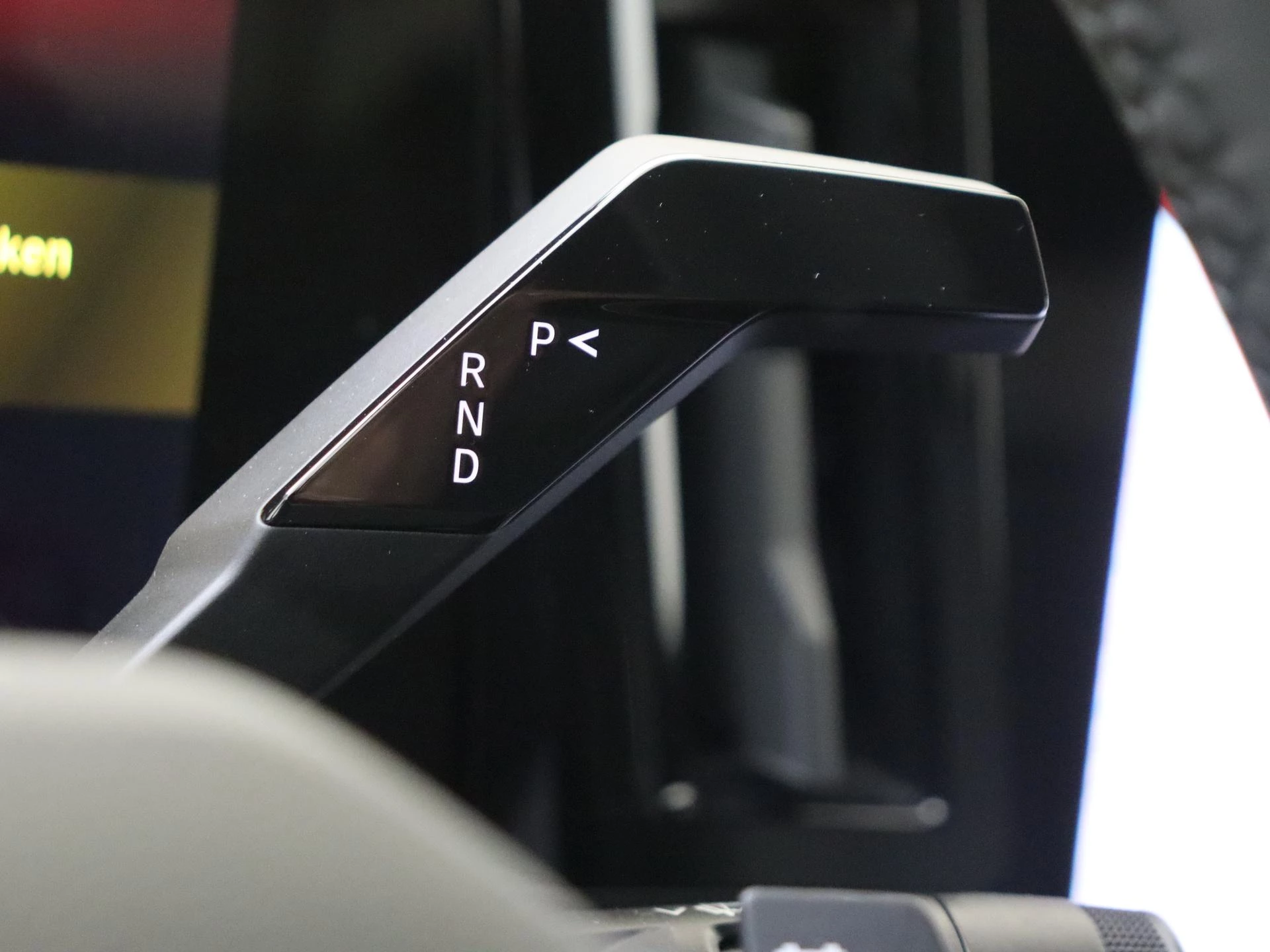 Renault-Megane E-Tech-image-22