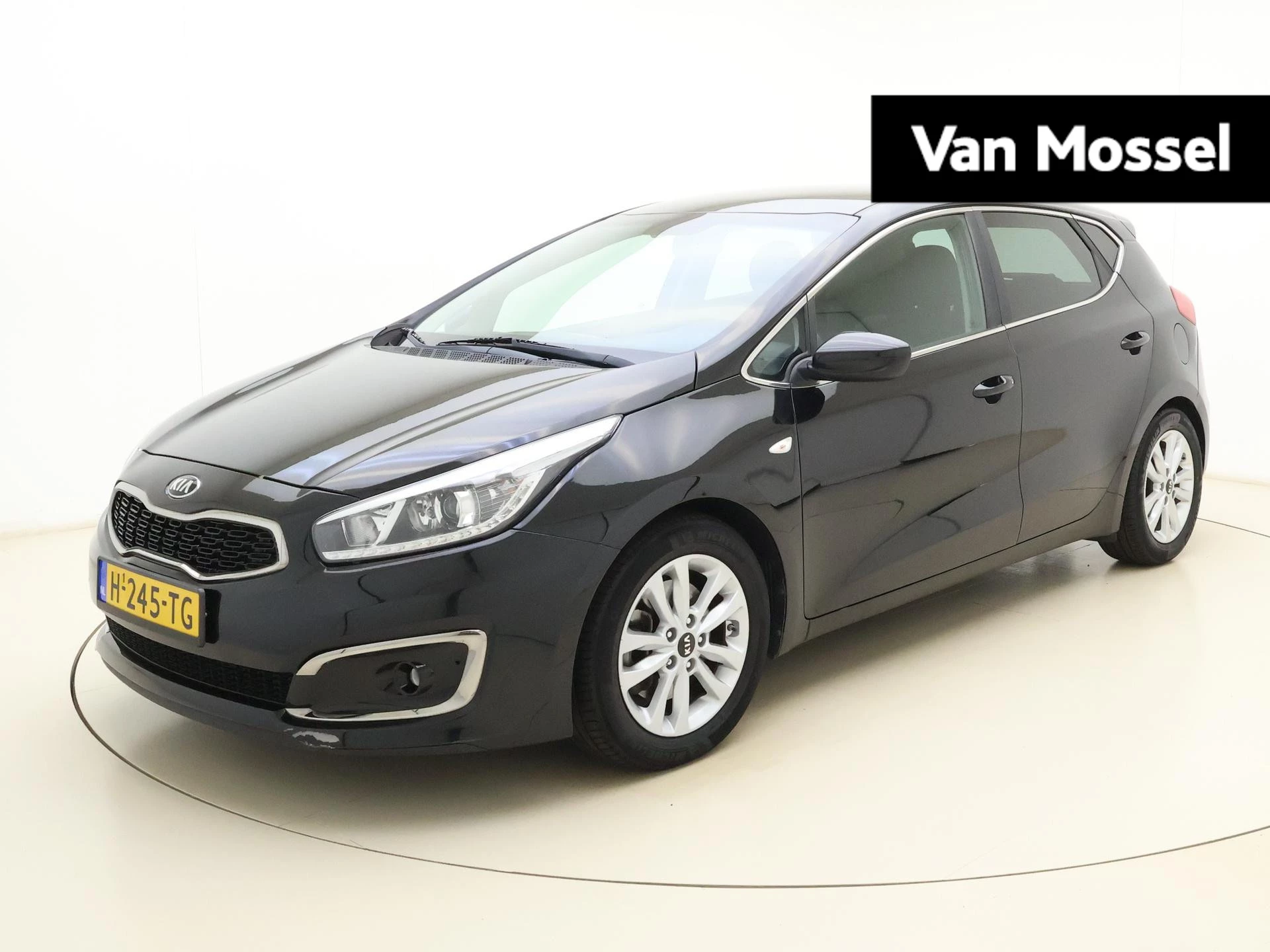 Kia-cee'd-image-0