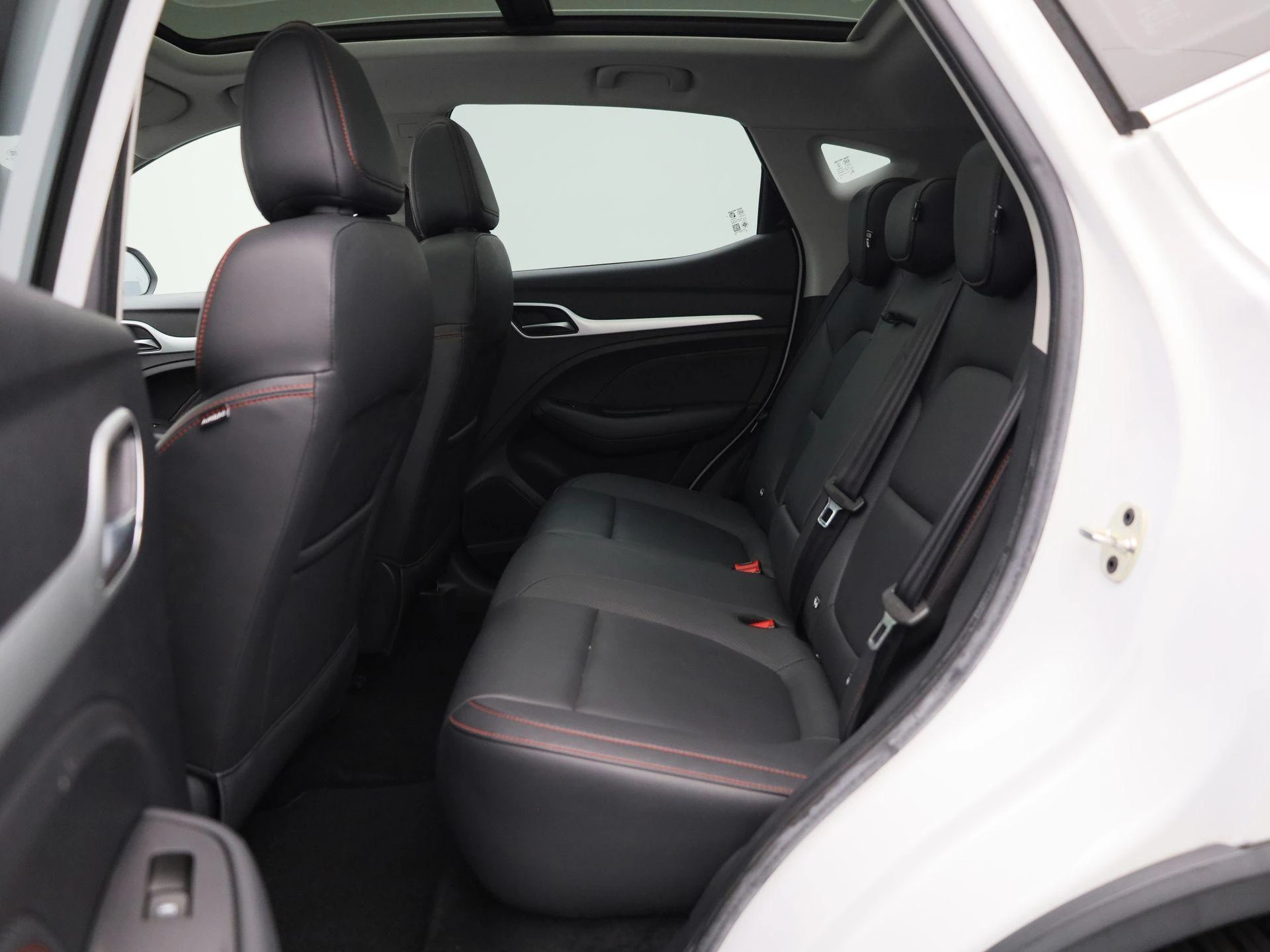 MG-ZS EV-image-11