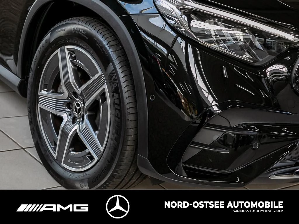 Mercedes-Benz GLC 300 d 4M AMG LED AHK DISTRO MEMORY AMBIENTE AMG LineX254 GLC 300 d 4M AMG LED AHK DISTRO MEMORY AMBIENTE AMG Line