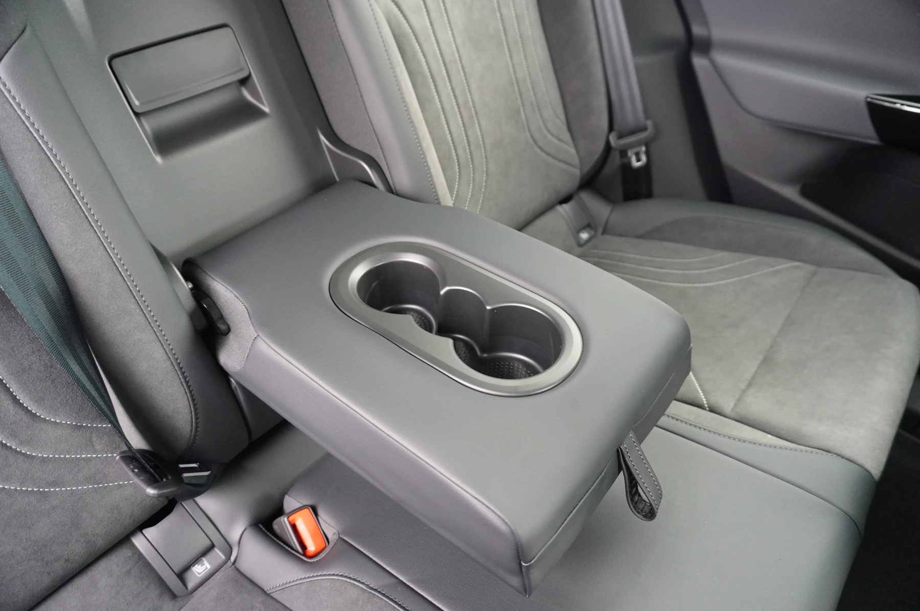 Volkswagen-ID.4-image-9