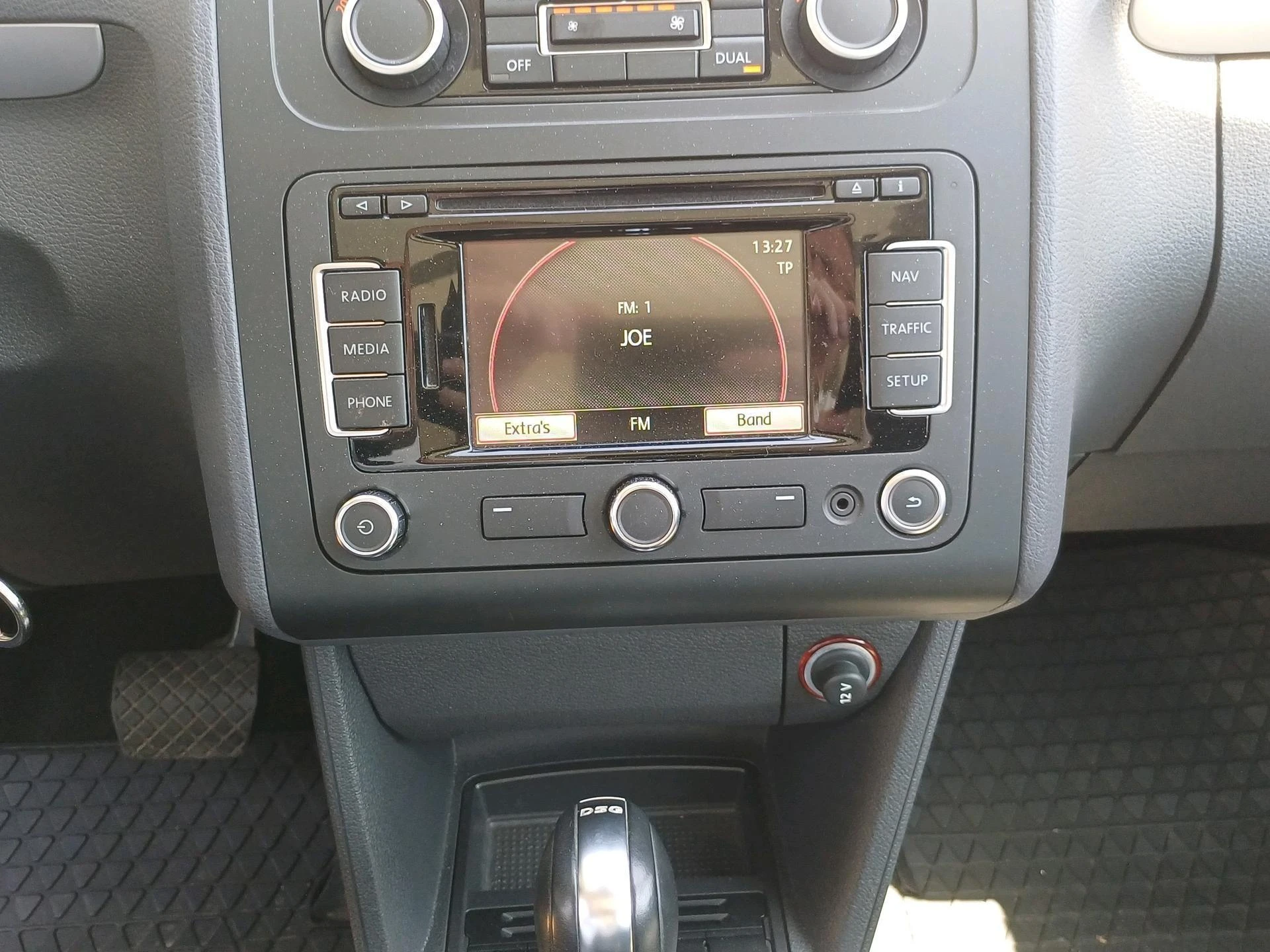 Volkswagen Touran 1.4L TSi 103kW Conceptline