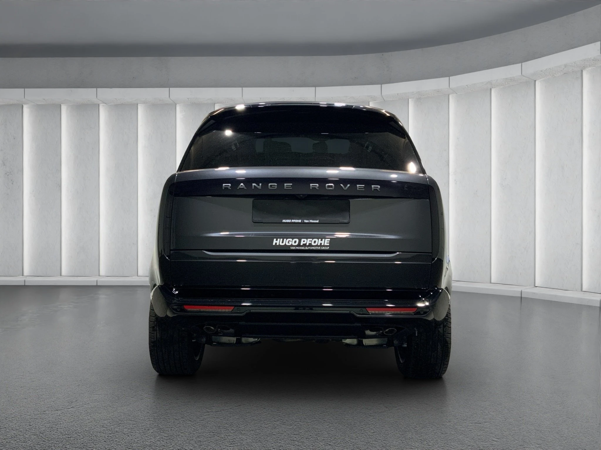 Land Rover-Range Rover-image-2