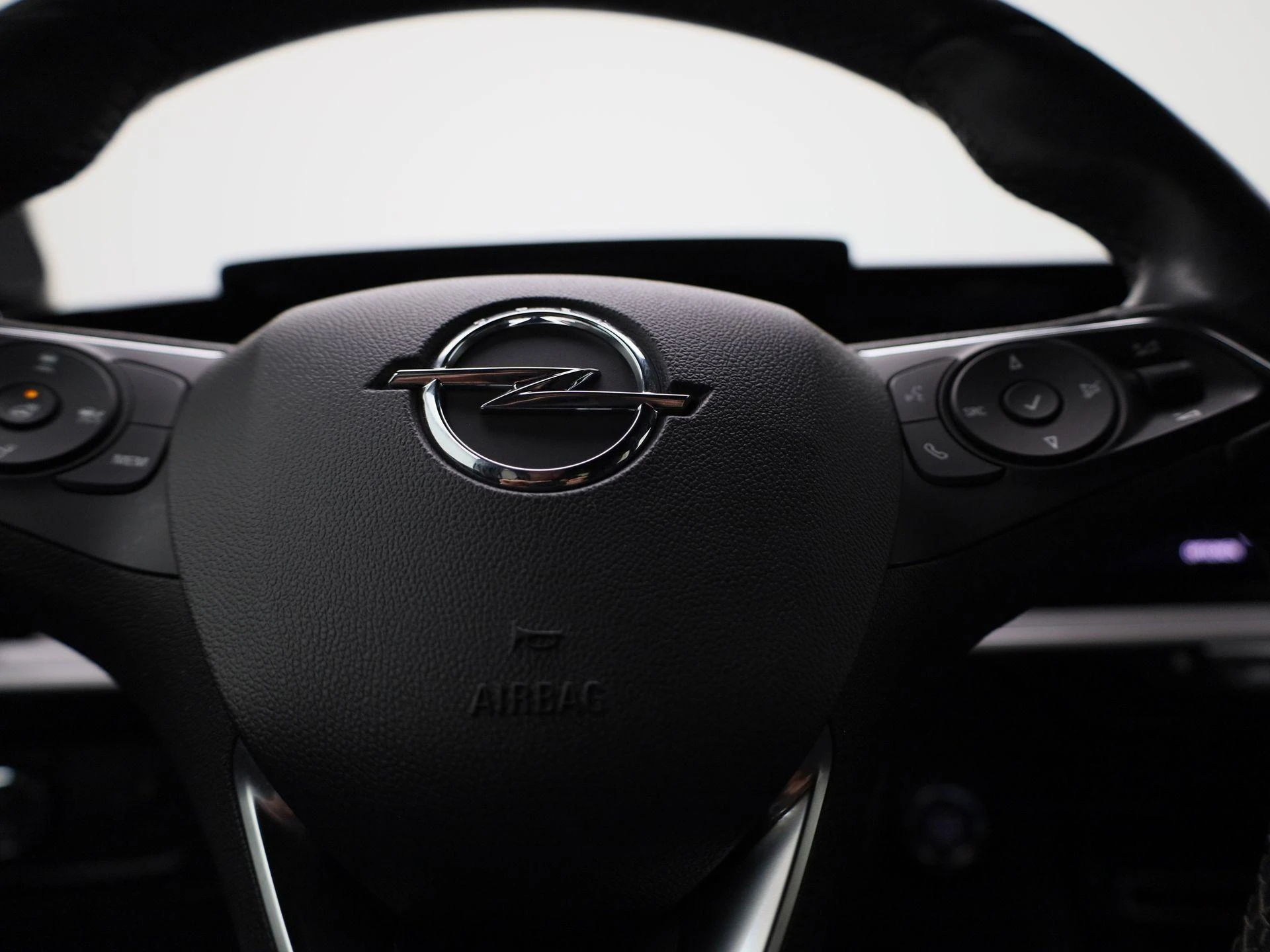 Opel-Mokka-e-image-28