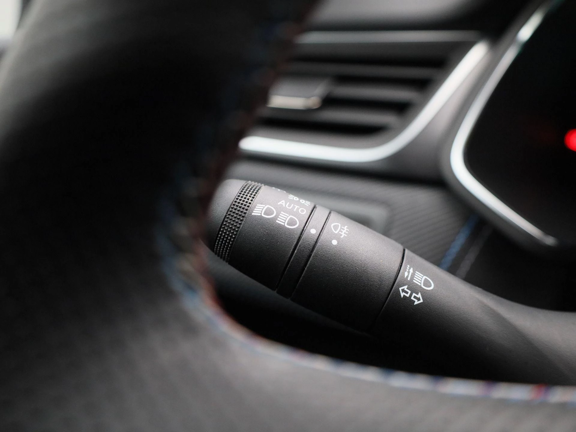 Renault-Captur-image-21