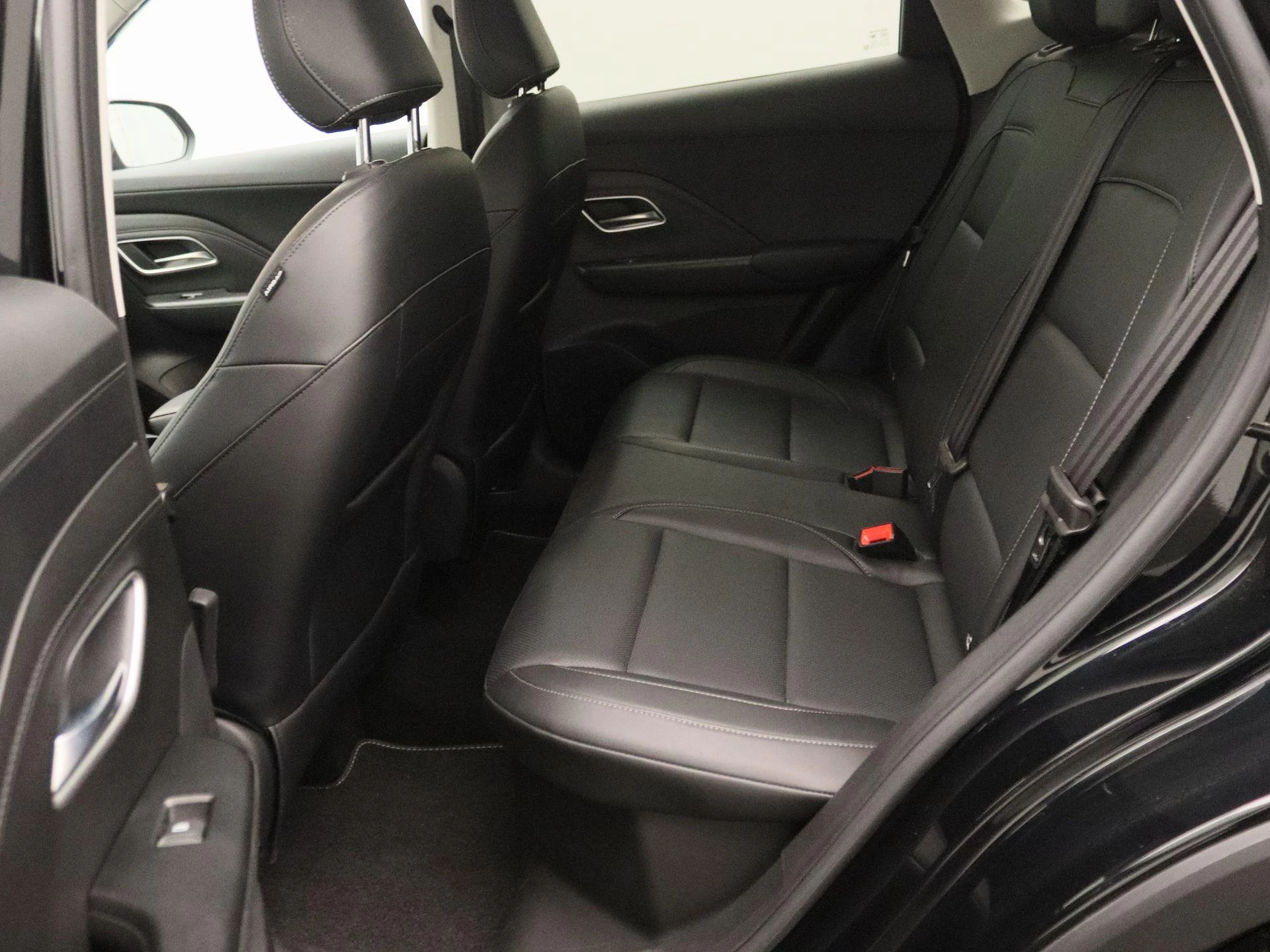 MG-ZS-image-13