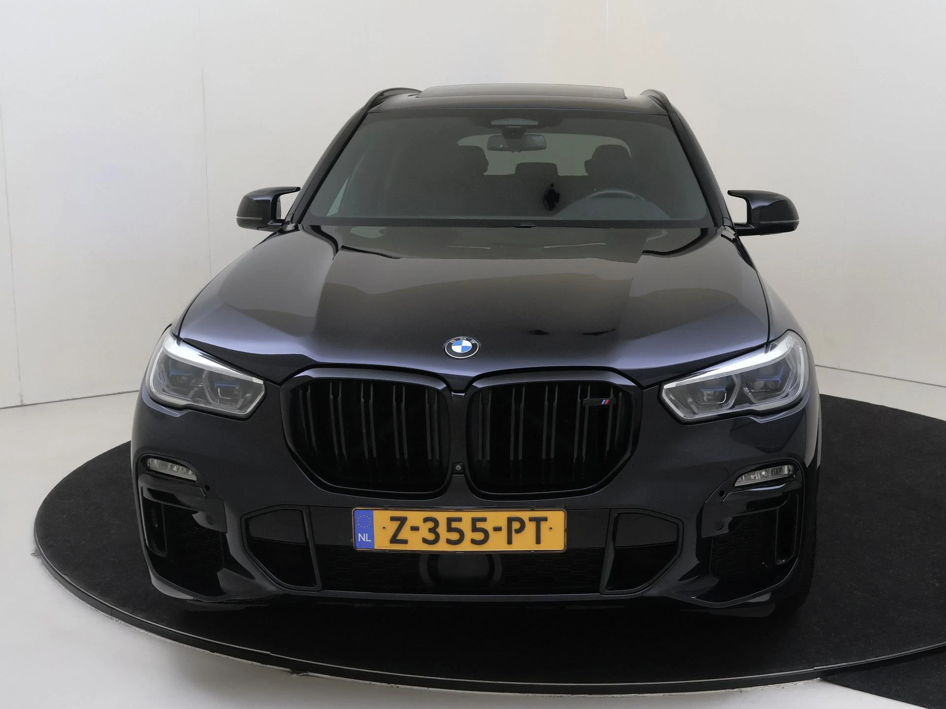 BMW X5 M50i High Executive