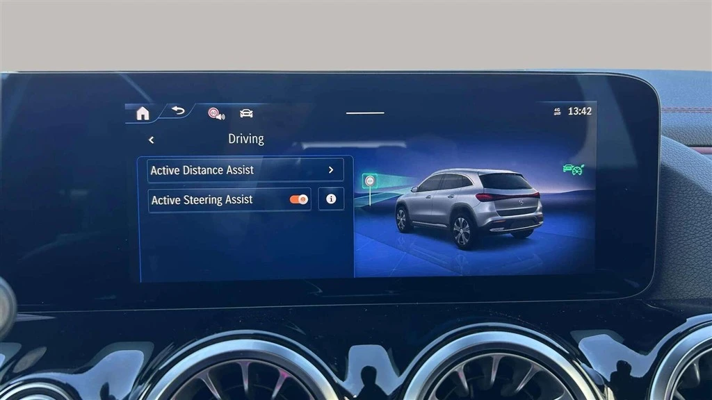 Mercedes-Benz-EQA-image-17