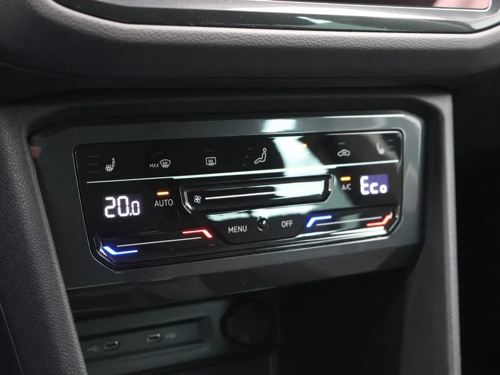 Volkswagen-Tiguan-image-24