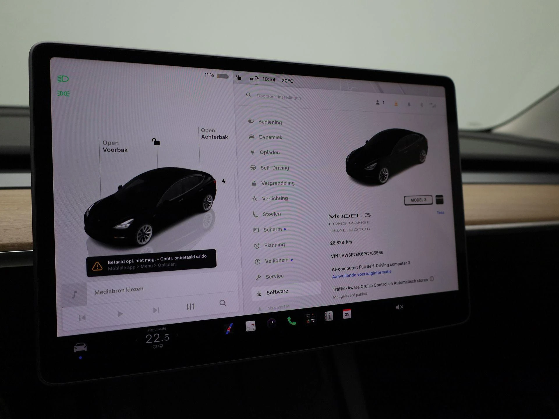 Tesla-Model 3-image-17