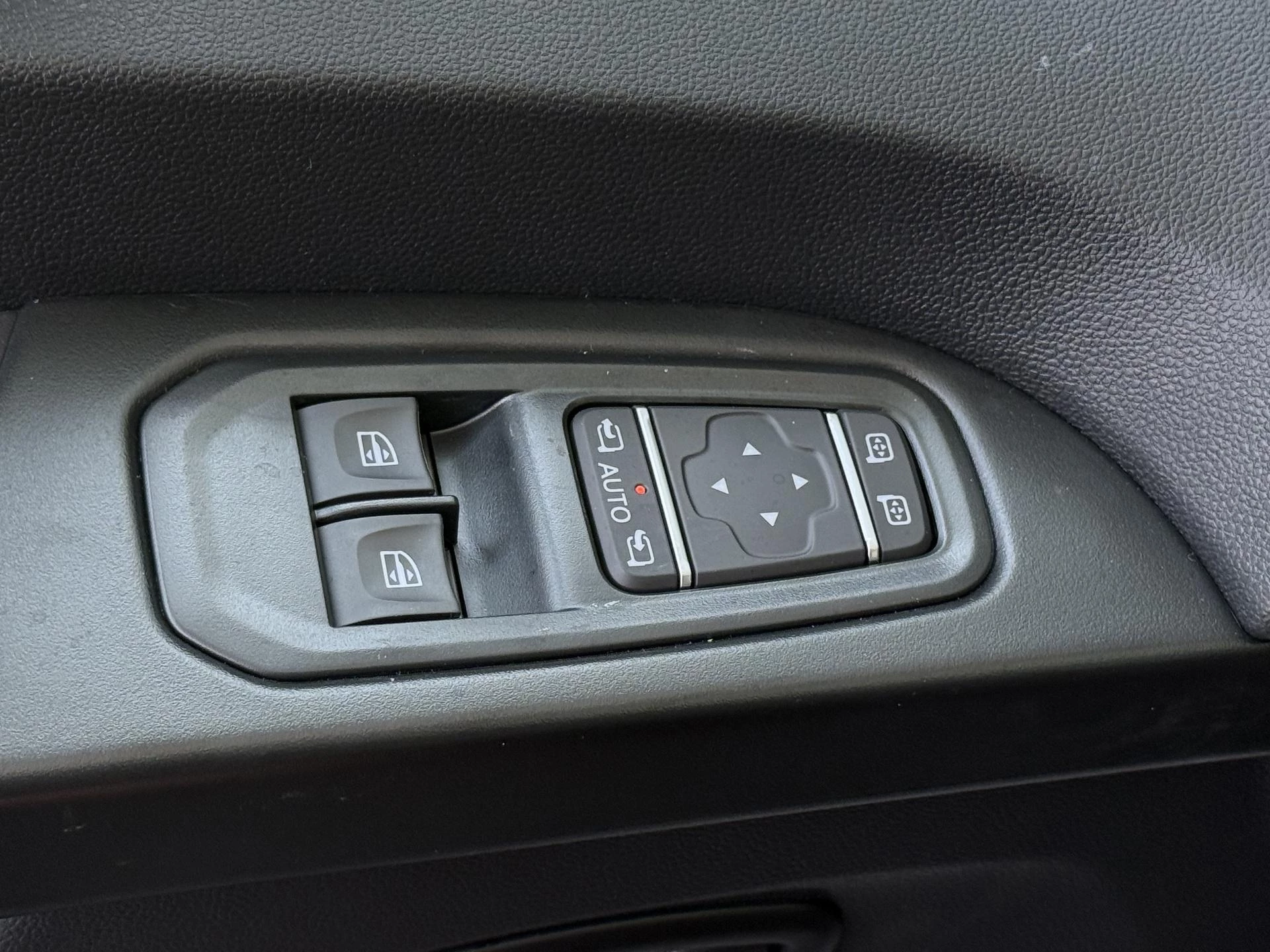 Renault-Trafic-image-21