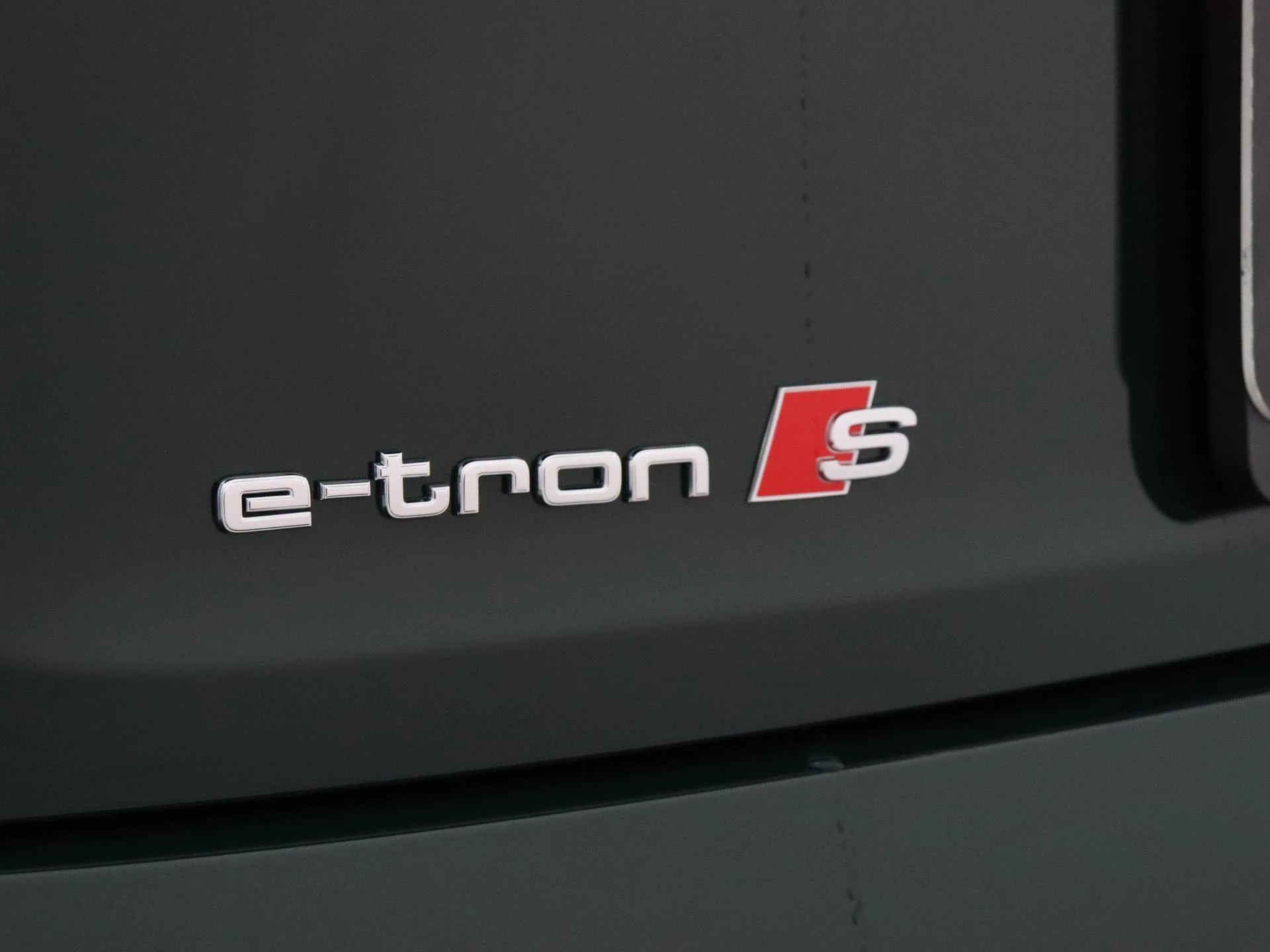Audi-e-tron-image-10
