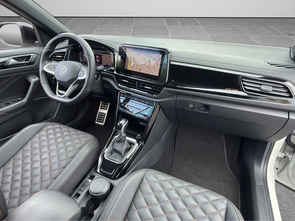 Volkswagen-T-Roc-image-7