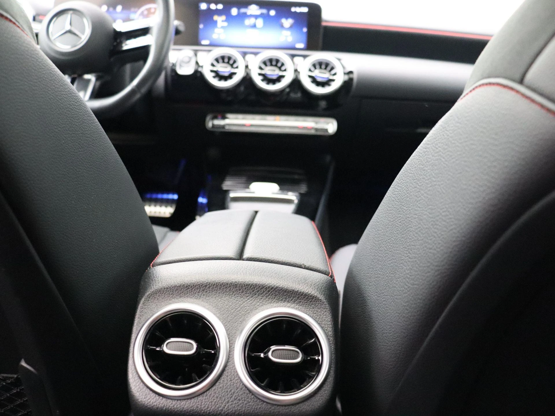 Mercedes-Benz-Classe A-image-22