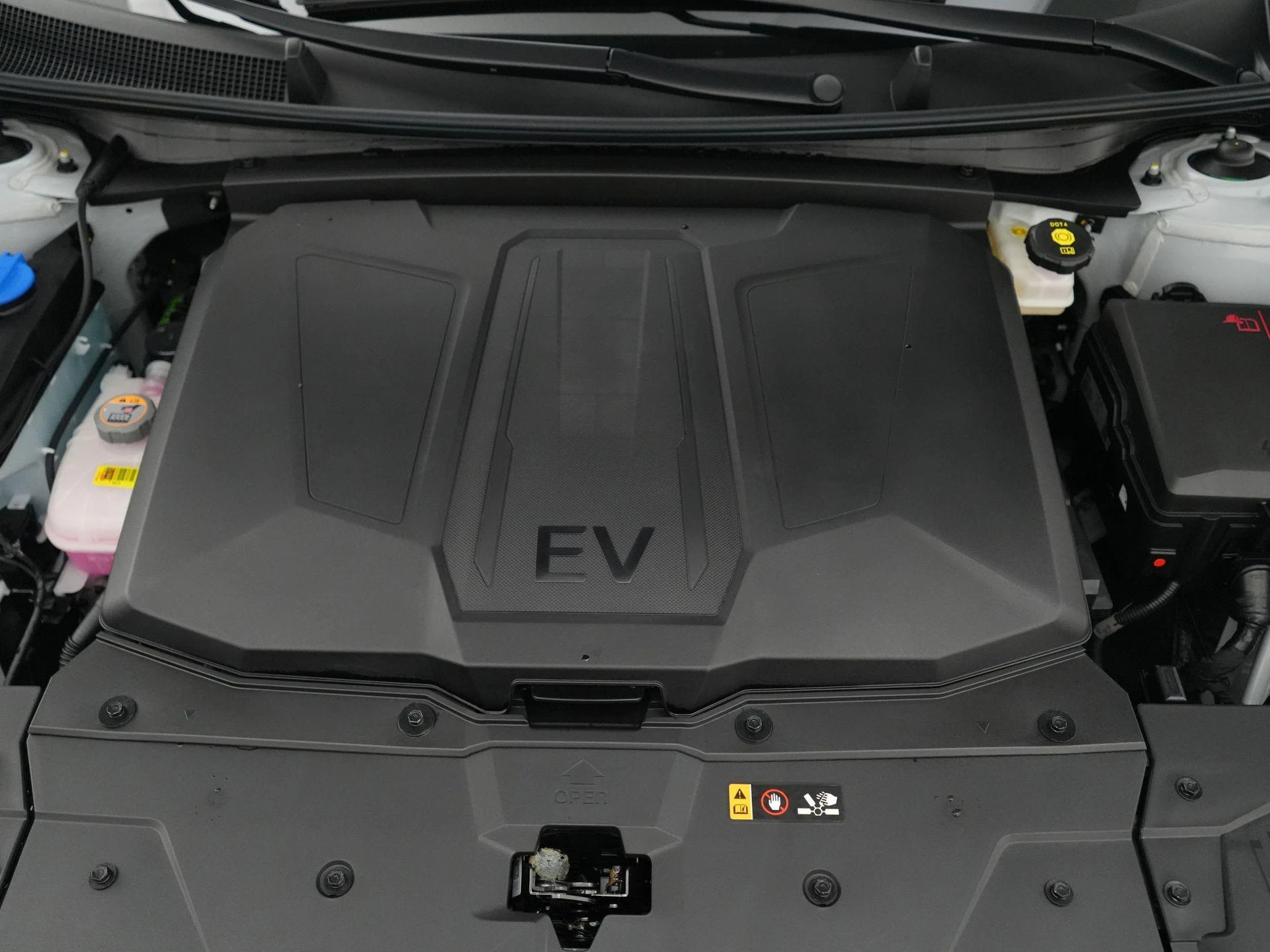 Hyundai-IONIQ 5-image-56