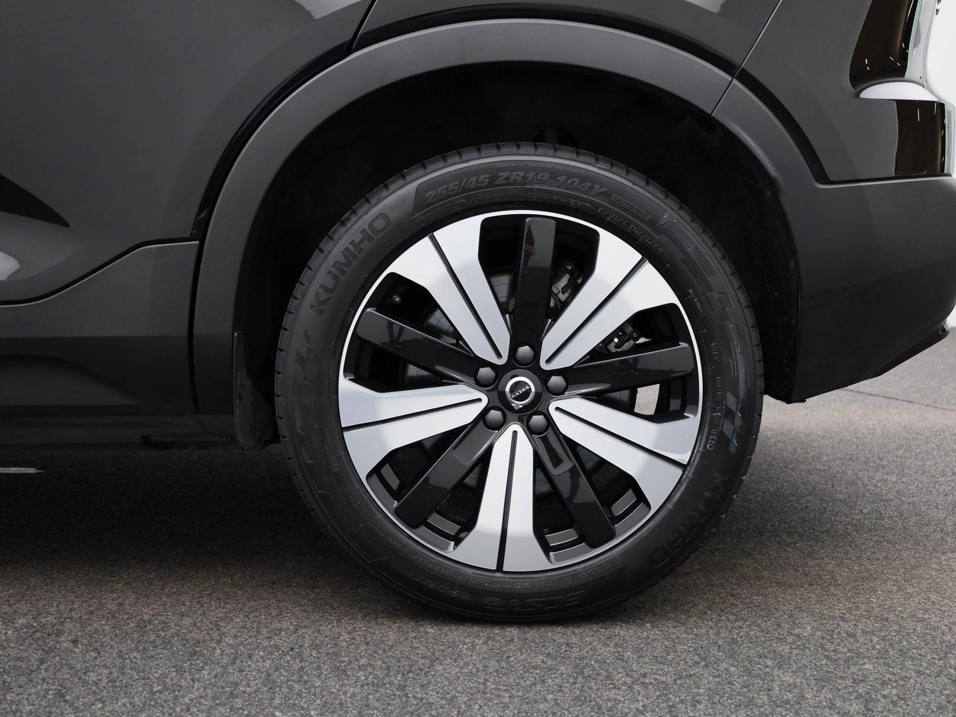 Volvo-XC40-image-12