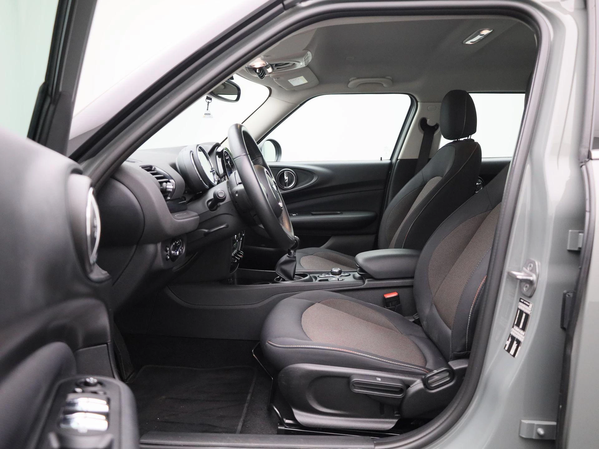 MINI Clubman Mini One D (85 kW) PDC V+A | LED | Navi