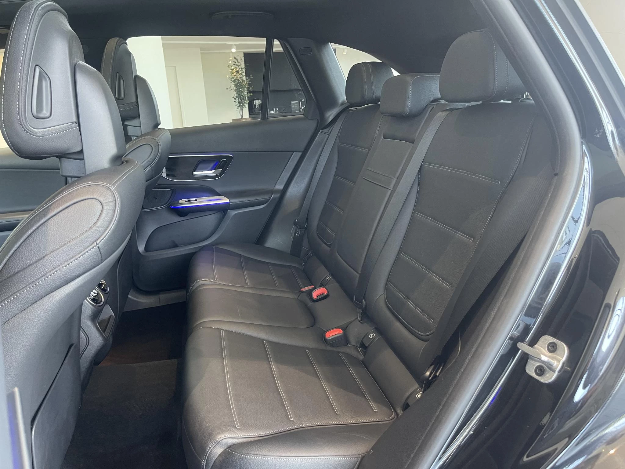 Mercedes-Benz GLC 300 e 4MATIC Luxury Line + LEDER + DIGITAL LIGHT + PANORAMISCH DAK +