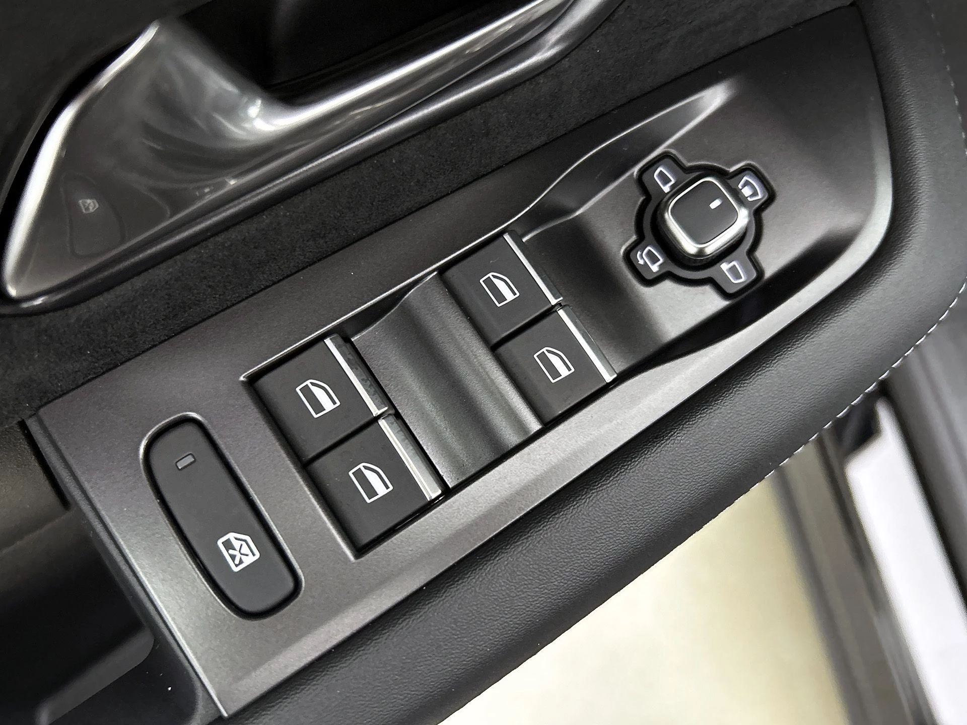 Opel-Grandland-image-21