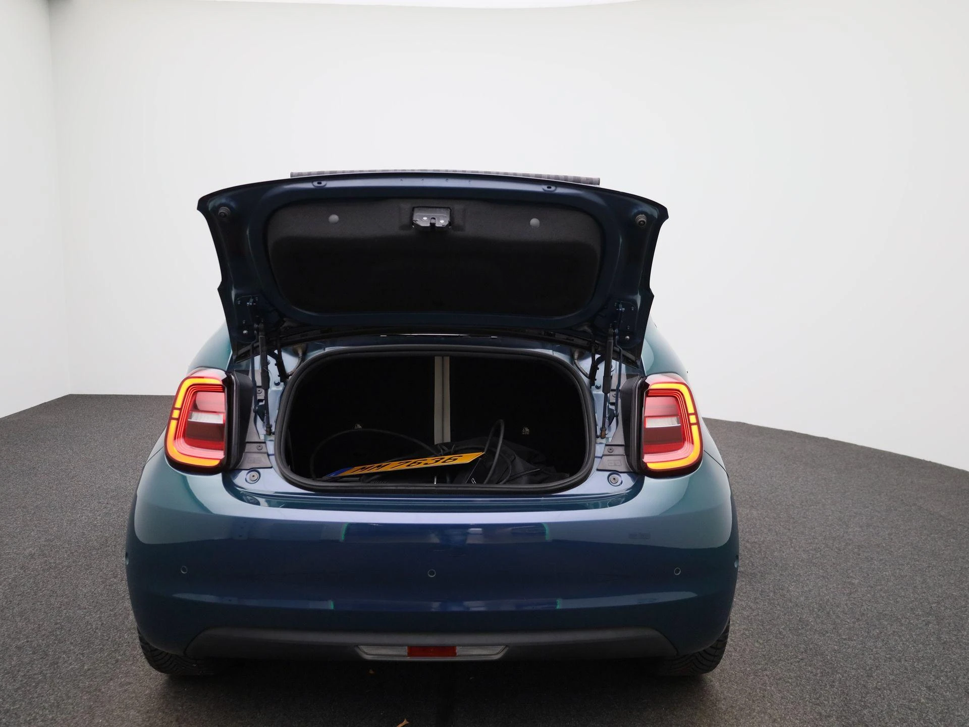 Fiat-500C-image-10