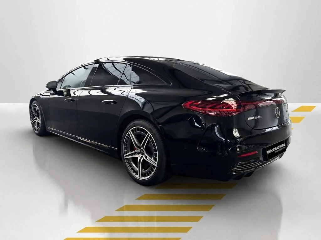 Mercedes-AMG-EQS 53 AMG-image-12