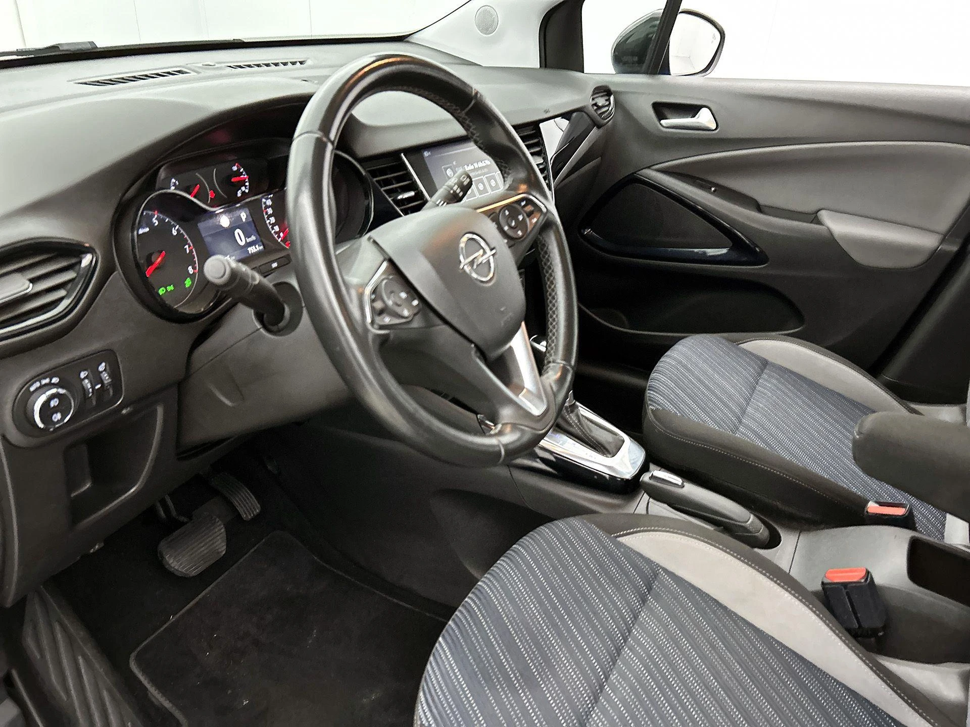 Opel-Crossland X-image-19
