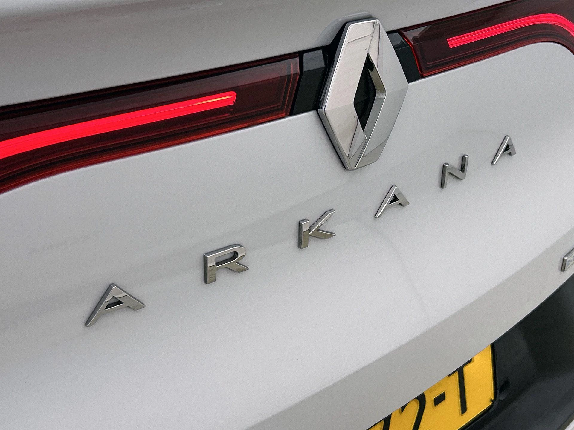 Renault-Arkana-image-28