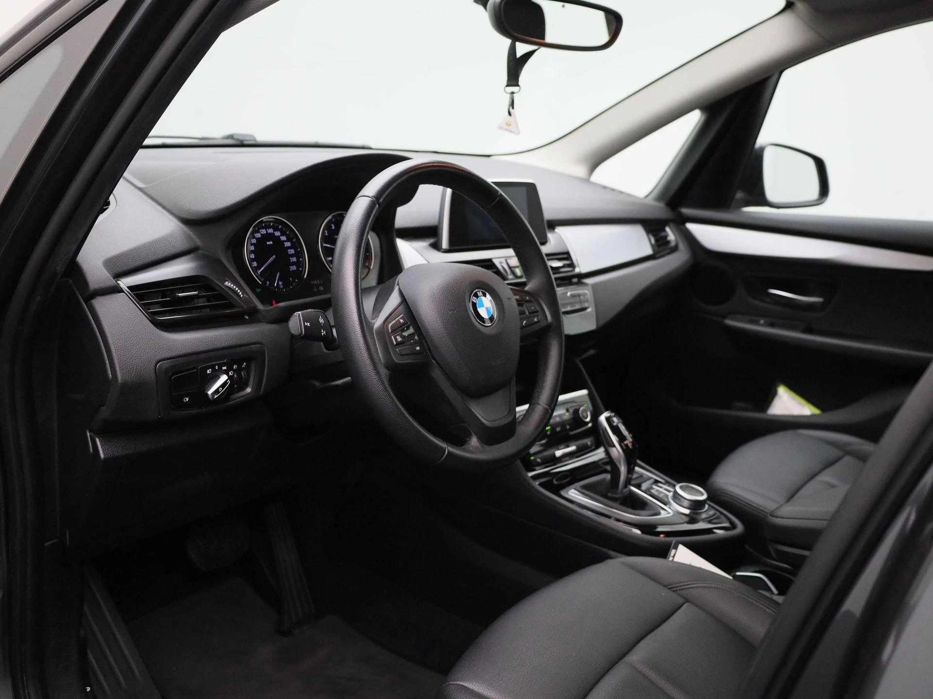 BMW 2 Reeks Active Tourer 218i Leer | LMV | Automaat | Cruise Control